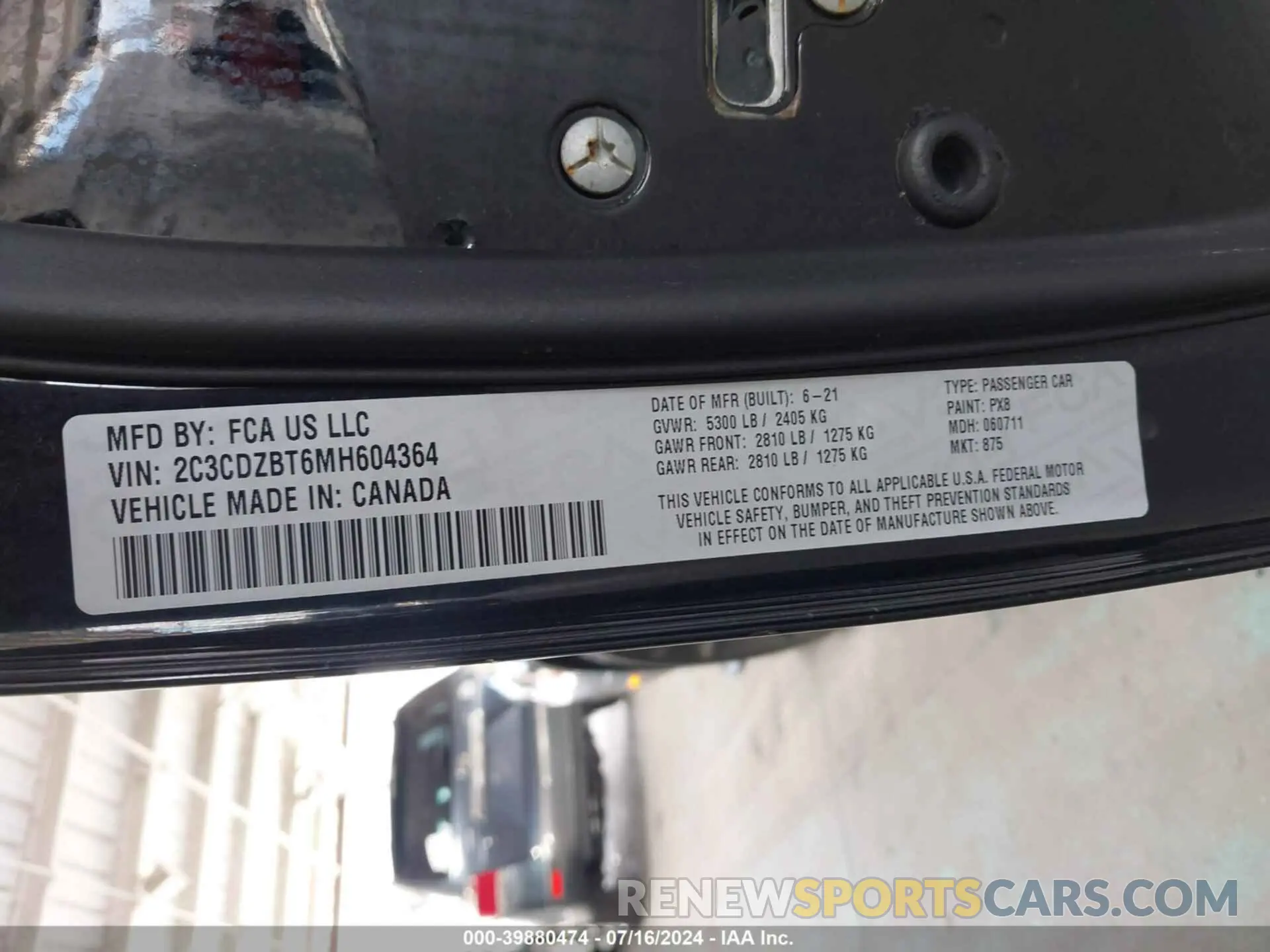 9 Photograph of a damaged car 2C3CDZBT6MH604364 DODGE CHALLENGER 2021