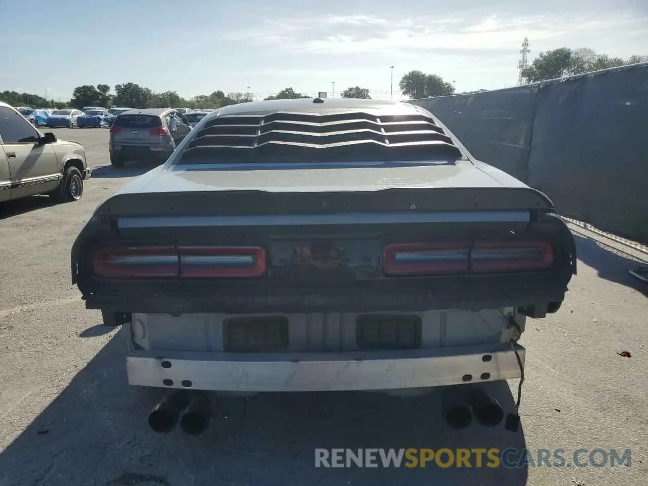 6 Photograph of a damaged car 2C3CDZBT7MH660345 DODGE CHALLENGER 2021