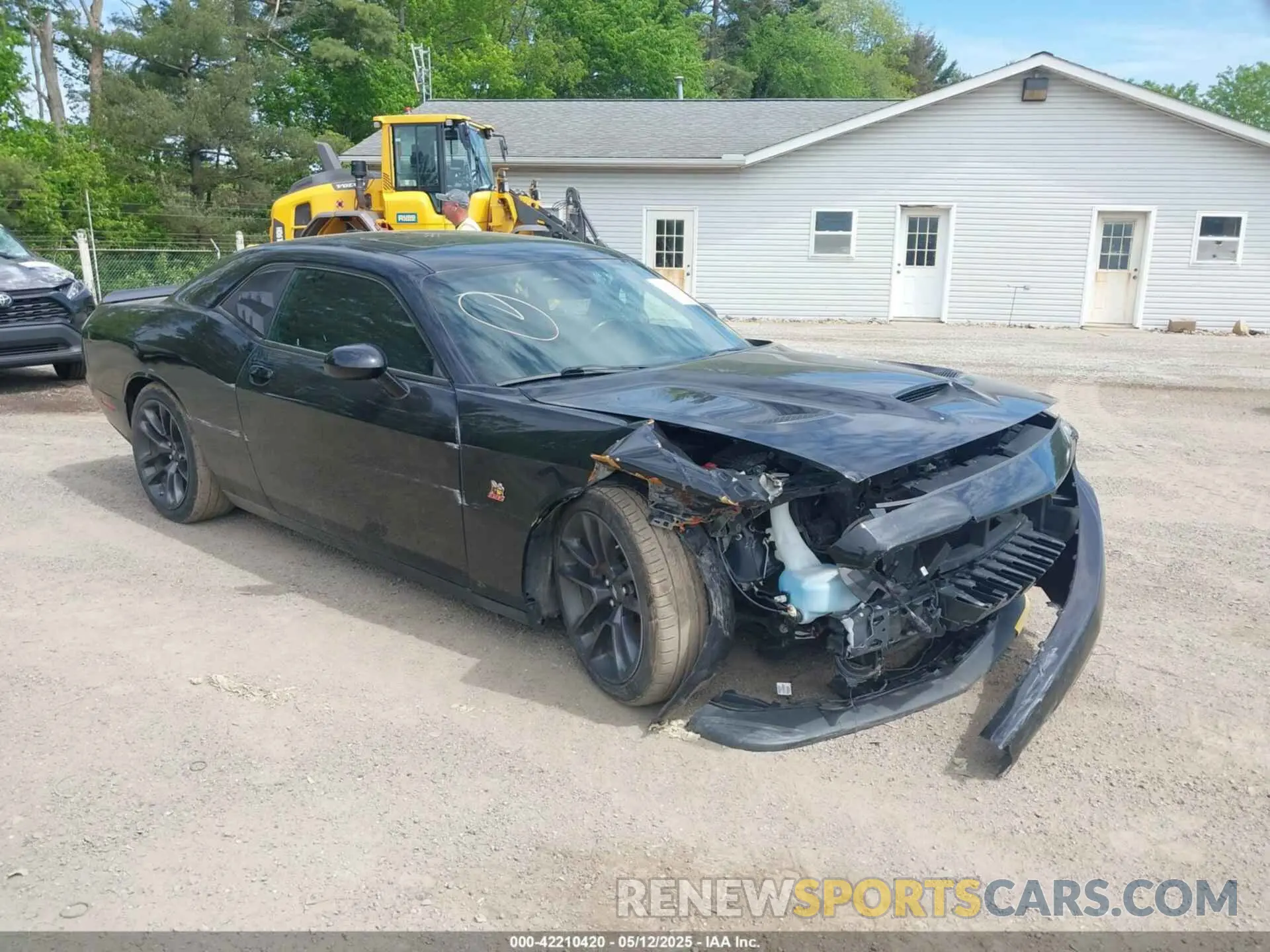 1 Photograph of a damaged car 2C3CDZFJ0MH521134 DODGE CHALLENGER 2021