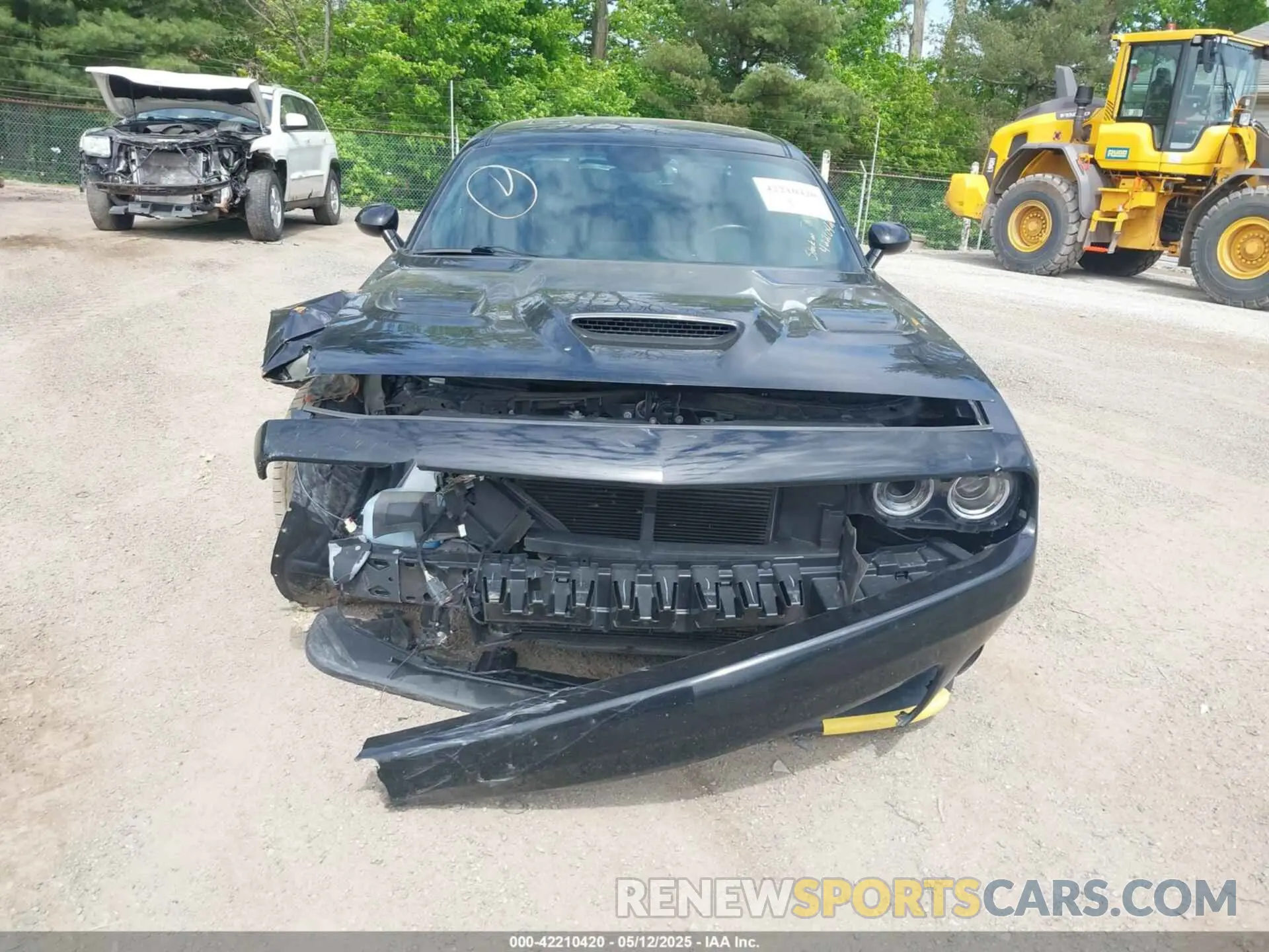 13 Photograph of a damaged car 2C3CDZFJ0MH521134 DODGE CHALLENGER 2021