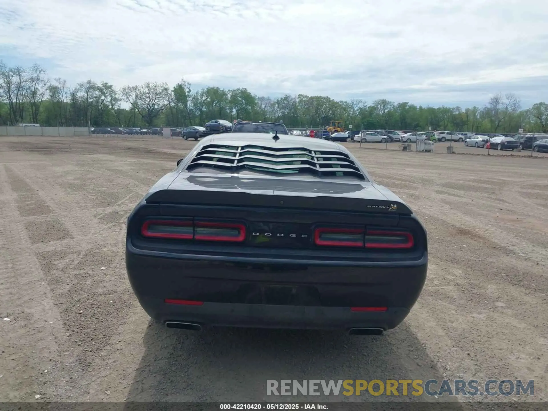 17 Photograph of a damaged car 2C3CDZFJ0MH521134 DODGE CHALLENGER 2021