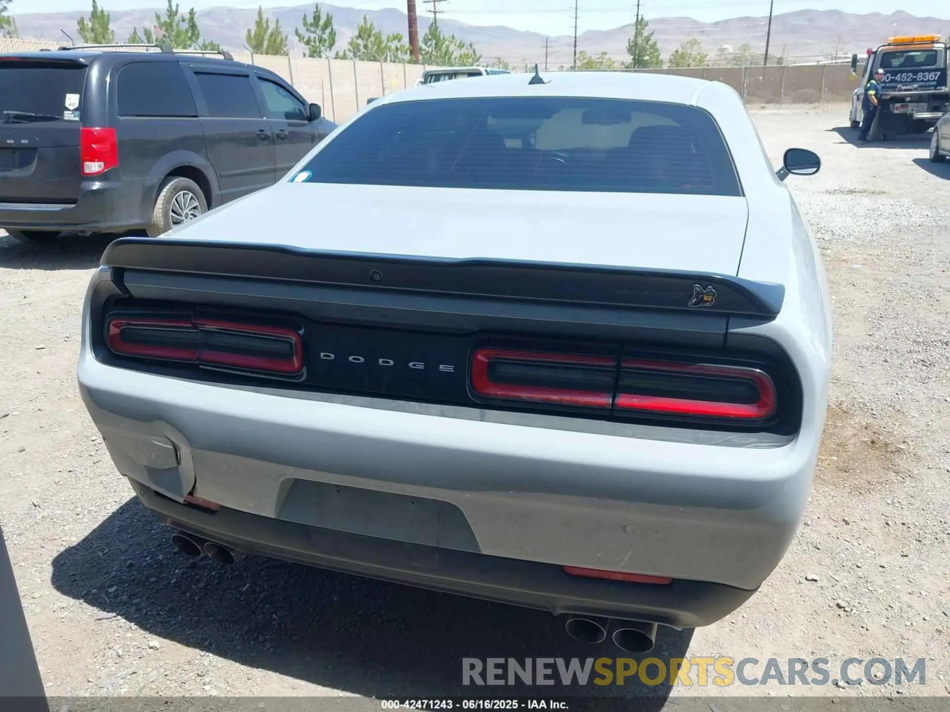 16 Photograph of a damaged car 2C3CDZFJ0MH627616 DODGE CHALLENGER 2021