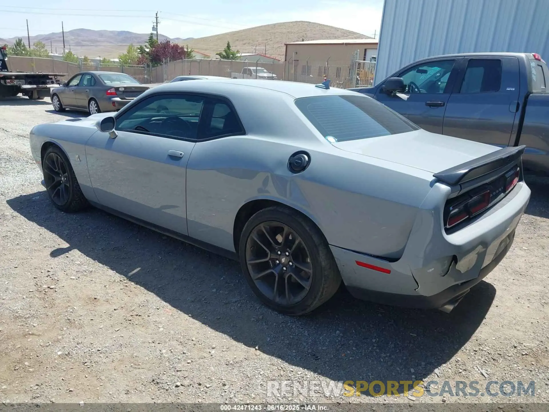 3 Photograph of a damaged car 2C3CDZFJ0MH627616 DODGE CHALLENGER 2021