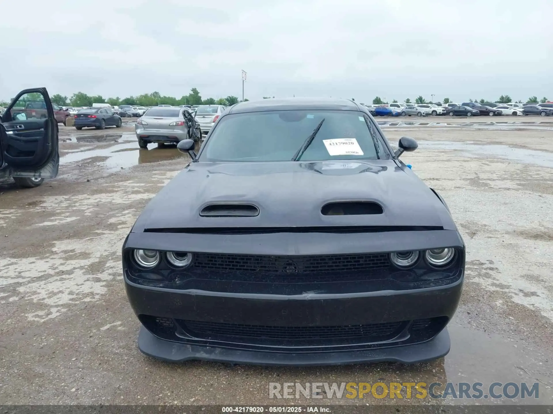 12 Photograph of a damaged car 2C3CDZFJ3MH510130 DODGE CHALLENGER 2021