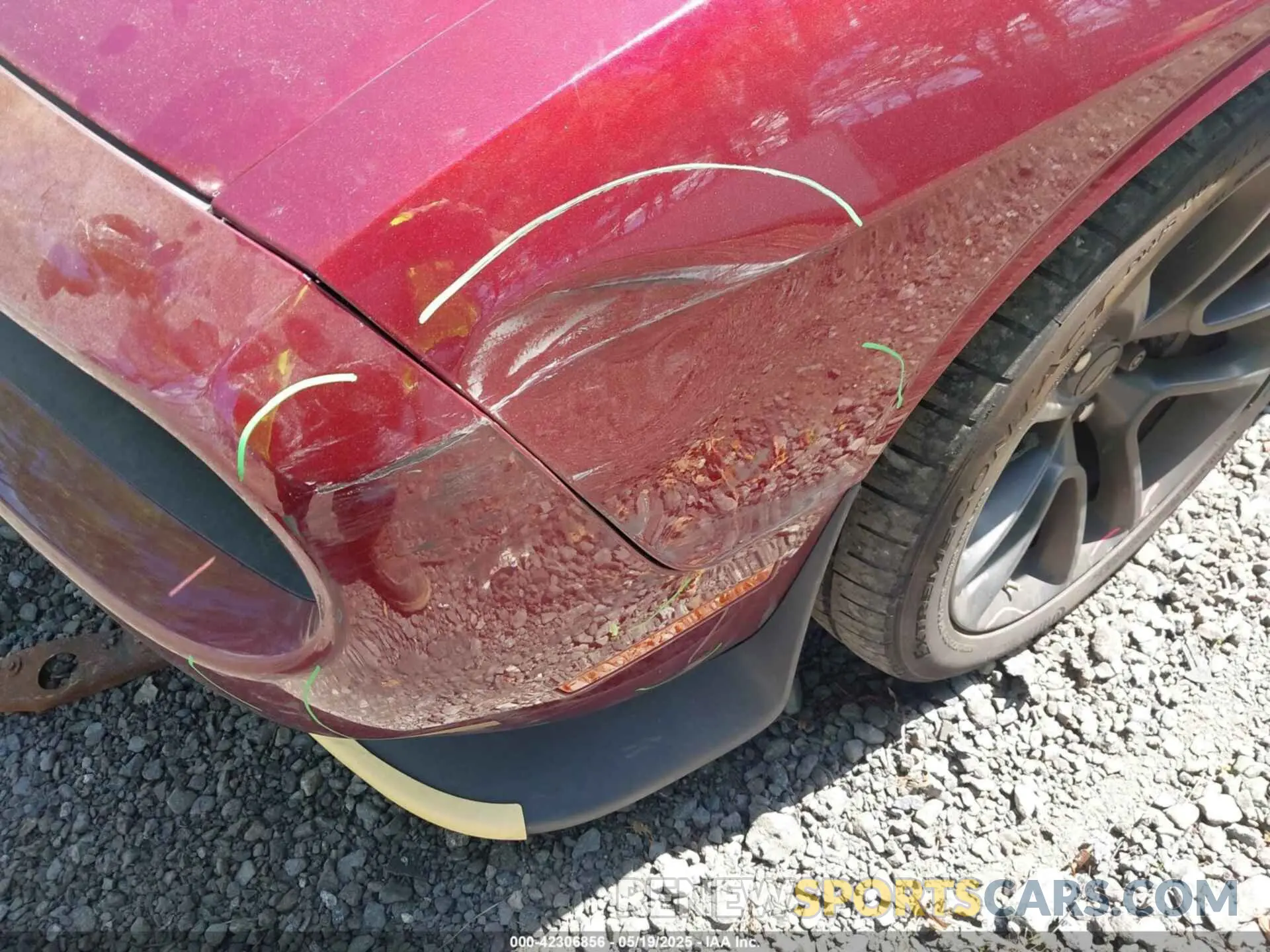 6 Photograph of a damaged car 2C3CDZFJ4MH641972 DODGE CHALLENGER 2021