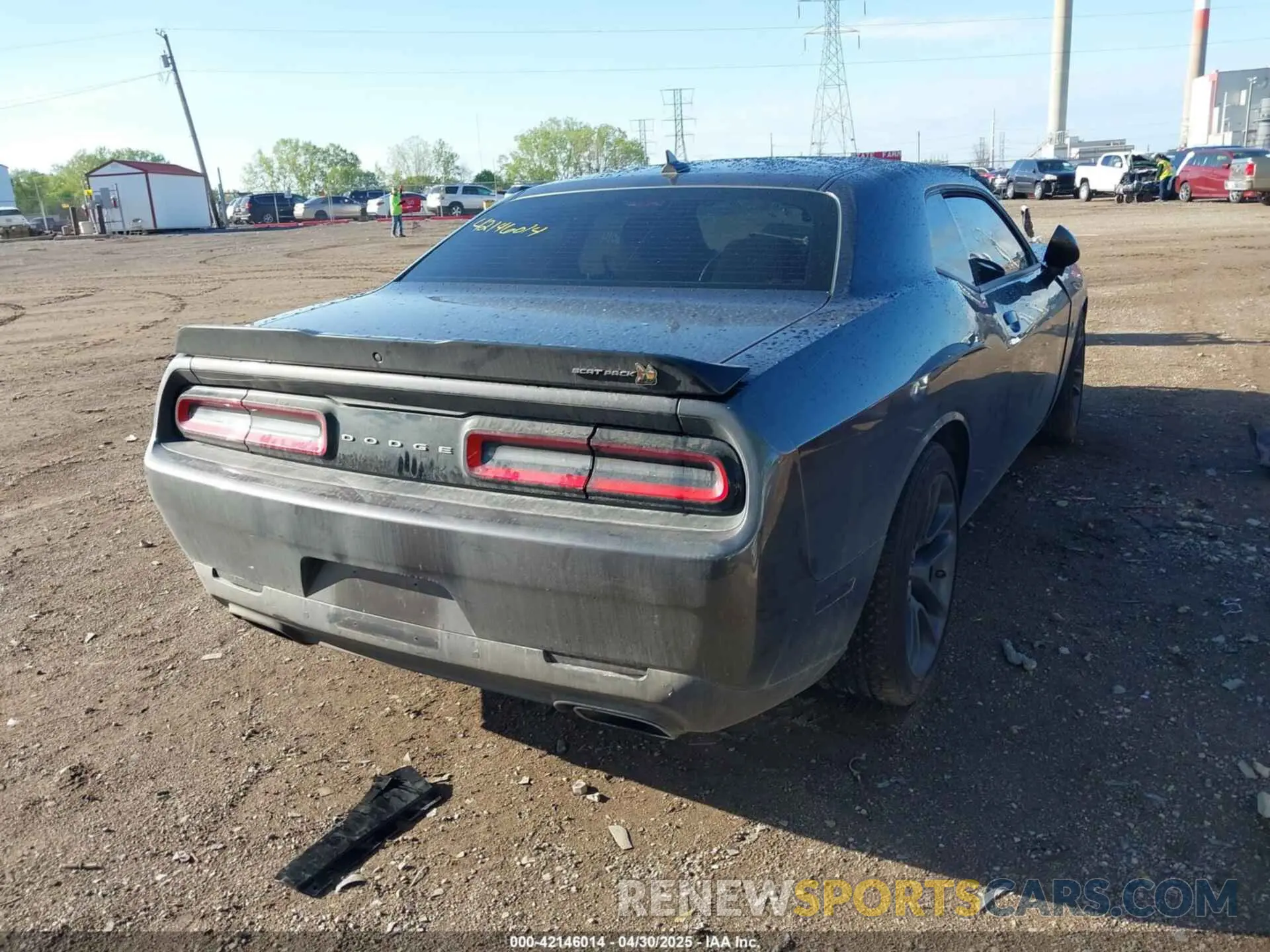 4 Фотография поврежденного автомобиля 2C3CDZFJ4MH673708 DODGE CHALLENGER 2021