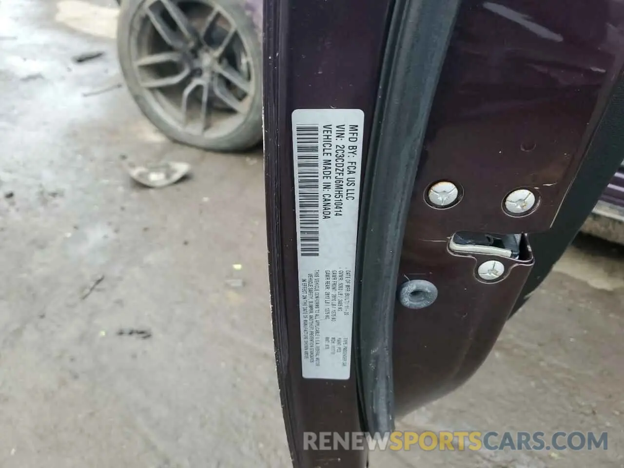 12 Photograph of a damaged car 2C3CDZFJ6MH510414 DODGE CHALLENGER 2021