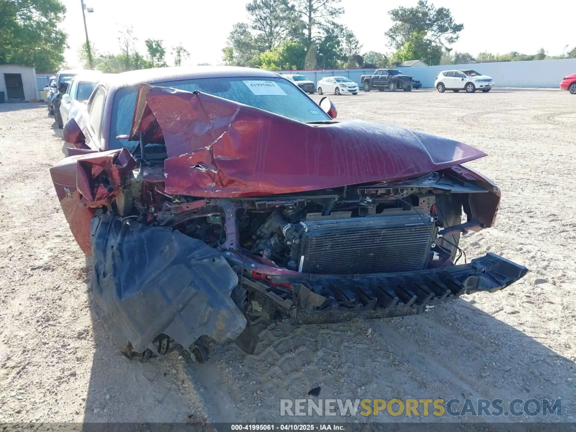 6 Photograph of a damaged car 2C3CDZFJ6MH537693 DODGE CHALLENGER 2021