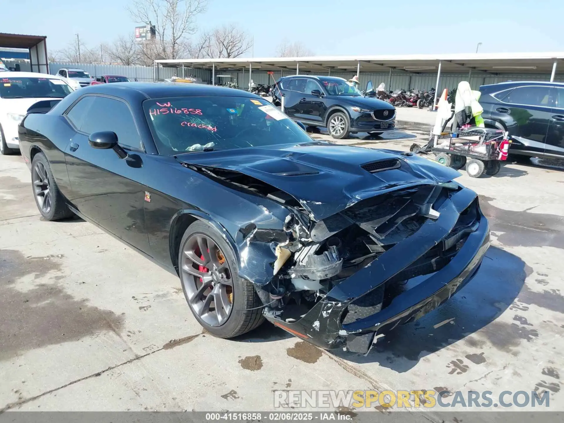 1 Photograph of a damaged car 2C3CDZFJXMH509833 DODGE CHALLENGER 2021