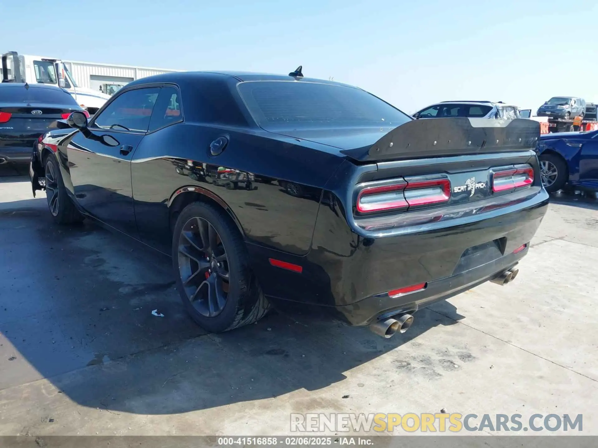 3 Photograph of a damaged car 2C3CDZFJXMH509833 DODGE CHALLENGER 2021