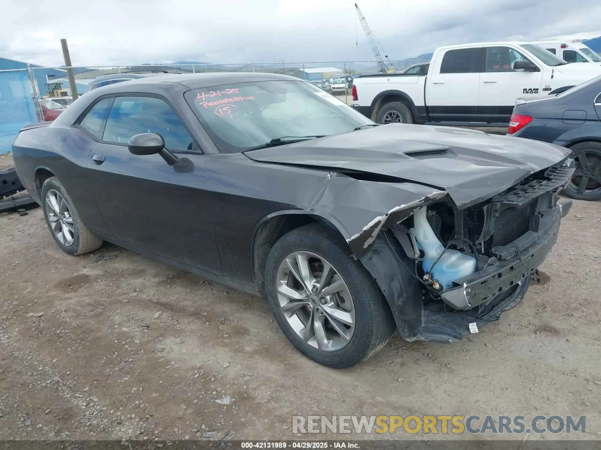 1 Photograph of a damaged car 2C3CDZGG0MH543346 DODGE CHALLENGER 2021