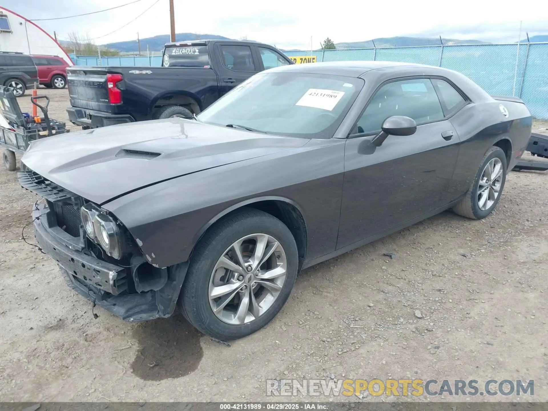 2 Photograph of a damaged car 2C3CDZGG0MH543346 DODGE CHALLENGER 2021