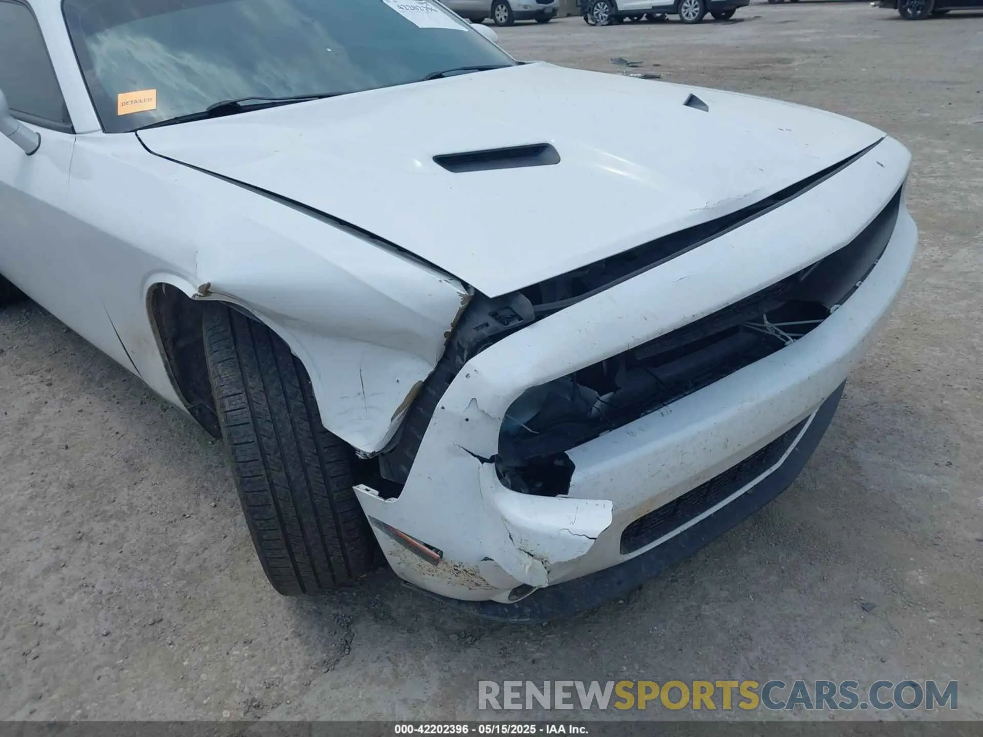 6 Photograph of a damaged car 2C3CDZGG2MH521669 DODGE CHALLENGER 2021