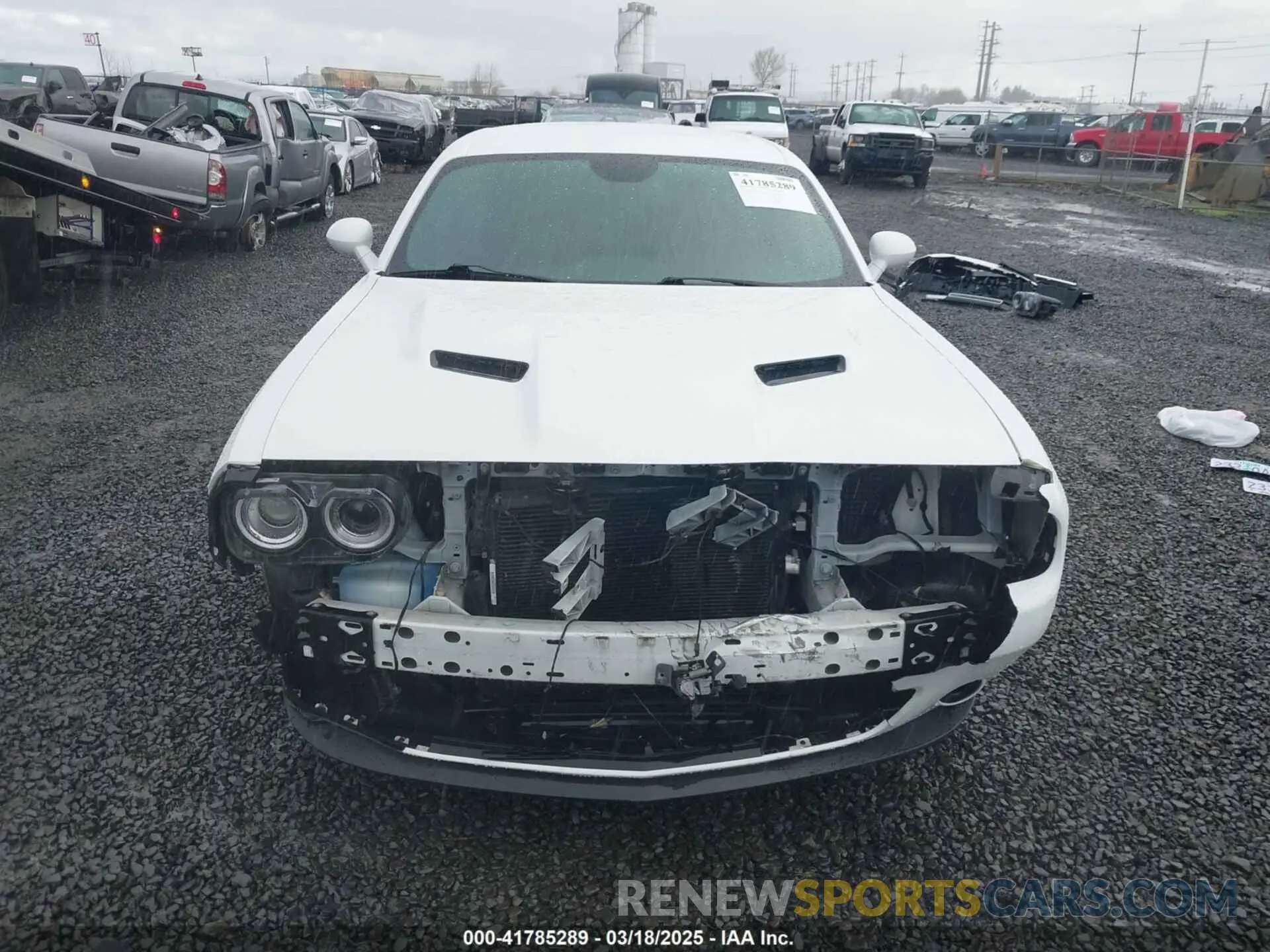 13 Photograph of a damaged car 2C3CDZGG6MH594334 DODGE CHALLENGER 2021