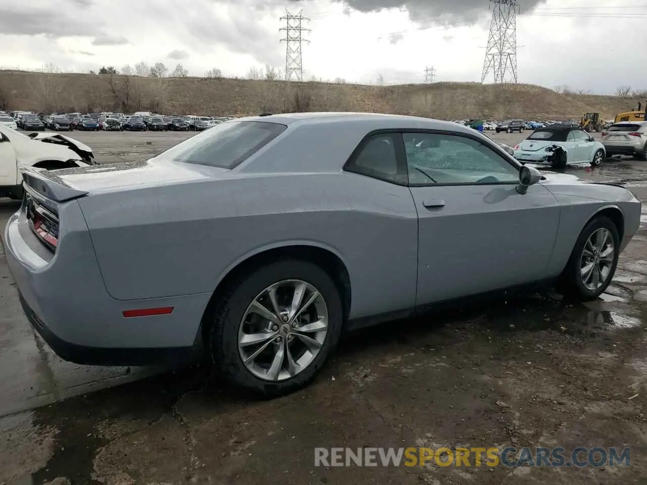 3 Photograph of a damaged car 2C3CDZGG8MH547483 DODGE CHALLENGER 2021