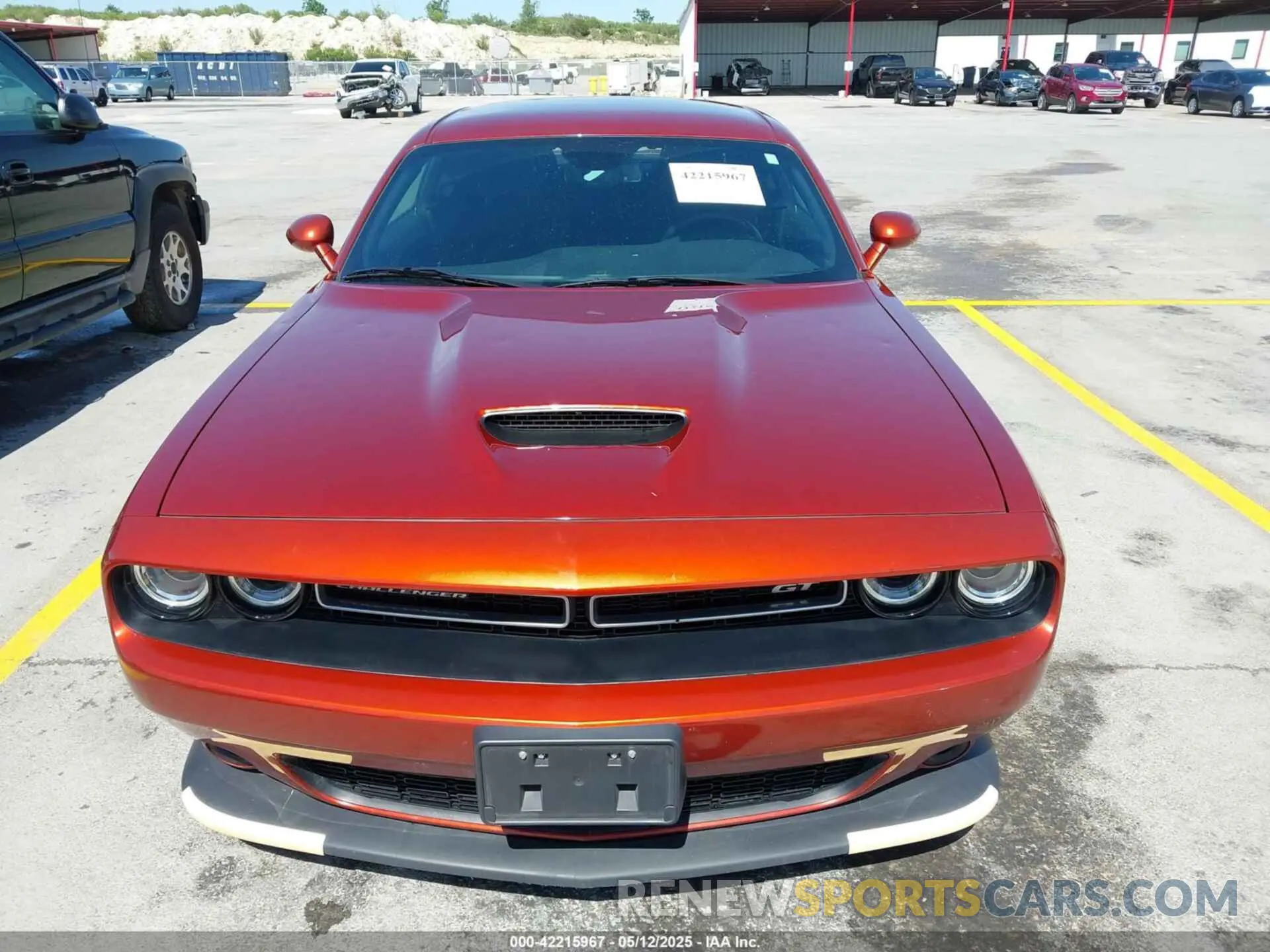 6 Photograph of a damaged car 2C3CDZJG1MH667666 DODGE CHALLENGER 2021