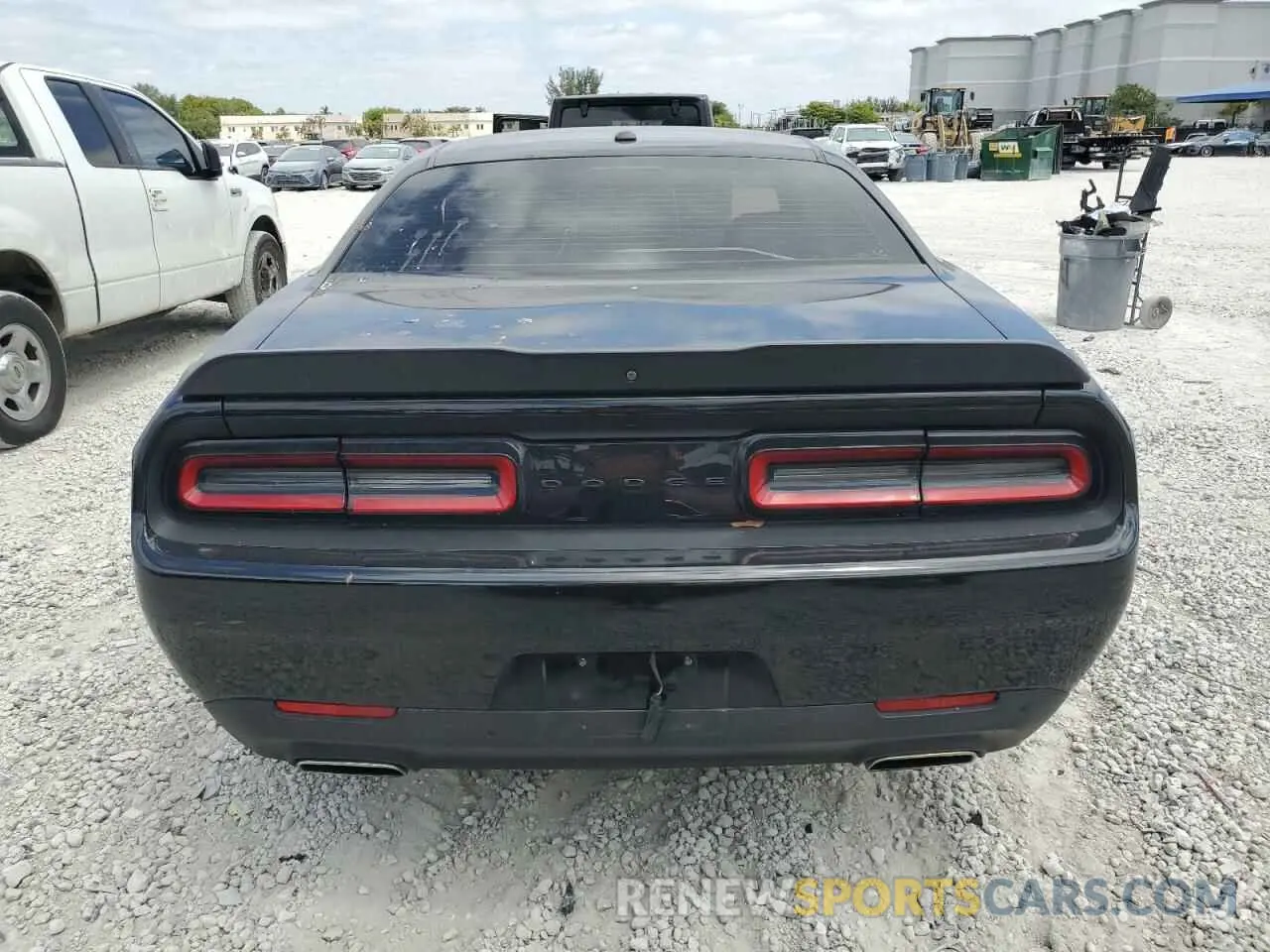 6 Photograph of a damaged car 2C3CDZJG7MH507100 DODGE CHALLENGER 2021