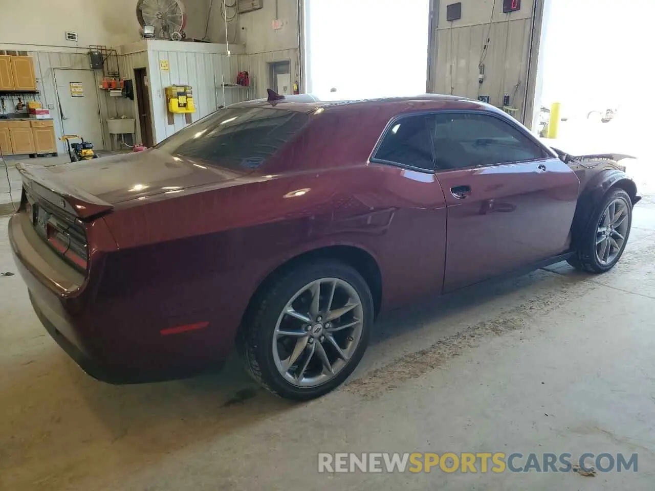 3 Photograph of a damaged car 2C3CDZKG0MH611071 DODGE CHALLENGER 2021