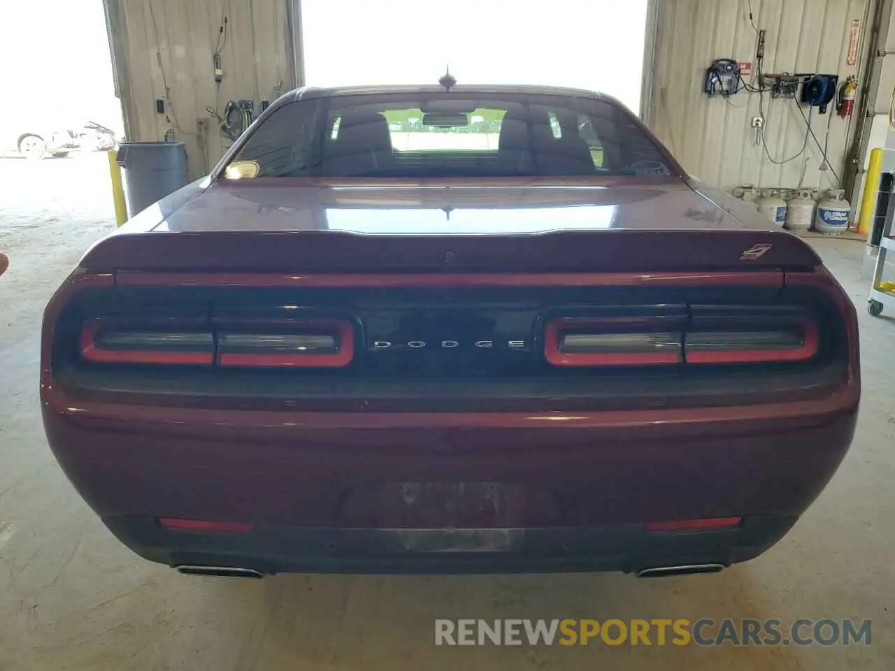 6 Photograph of a damaged car 2C3CDZKG0MH611071 DODGE CHALLENGER 2021