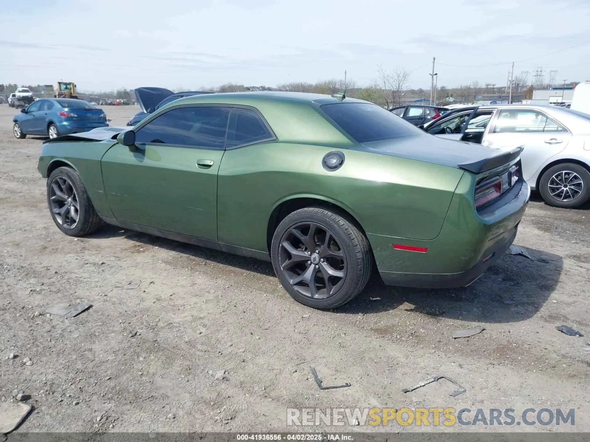 3 Фотография поврежденного автомобиля 2C3CDZKG0MH618103 DODGE CHALLENGER 2021