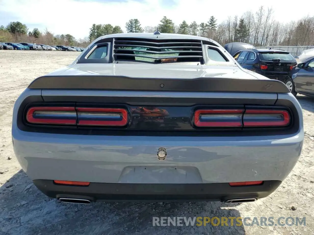 6 Photograph of a damaged car 2C3CDZKG4MH587423 DODGE CHALLENGER 2021
