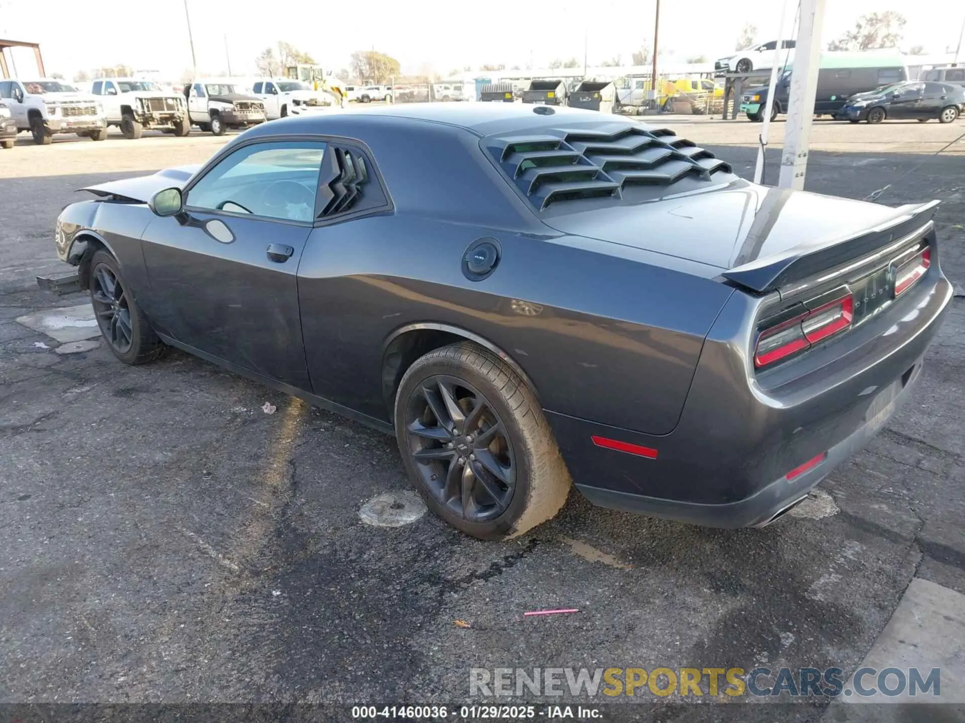 3 Фотография поврежденного автомобиля 2C3CDZKG4MH677574 DODGE CHALLENGER 2021