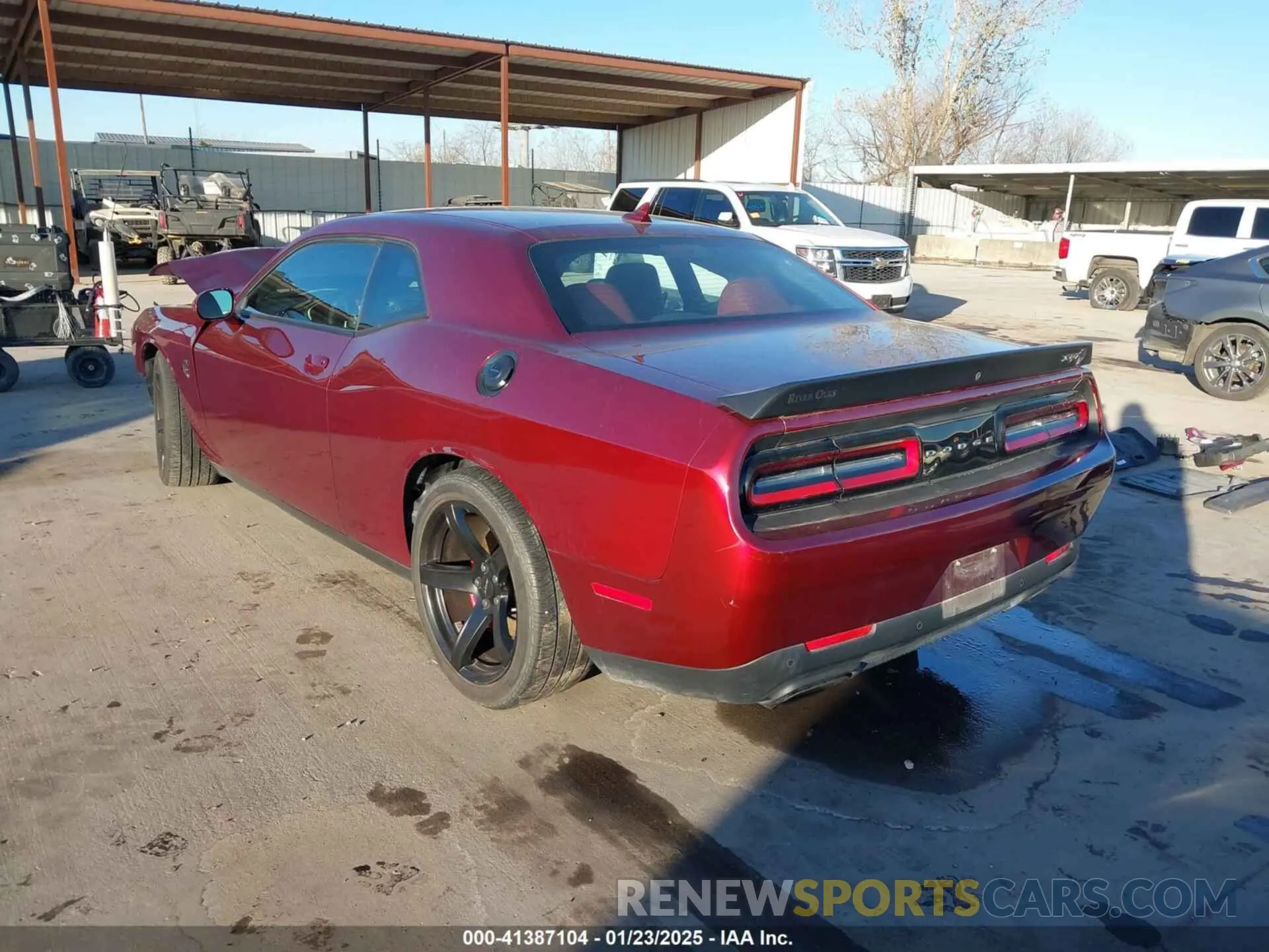 3 Photograph of a damaged car 2C3CDZL97MH555257 DODGE CHALLENGER 2021