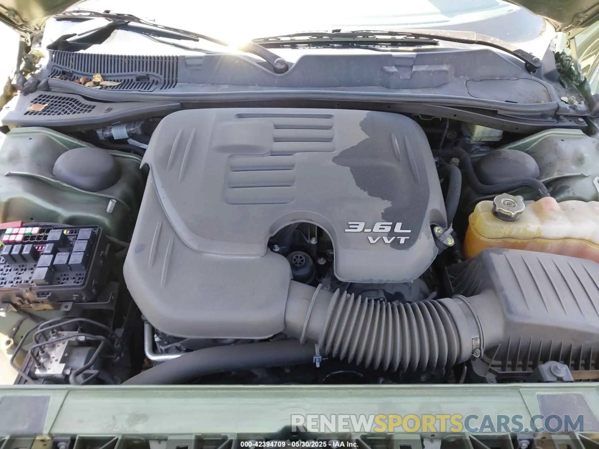 10 Photograph of a damaged car 2C3CDZAG2NH212066 DODGE CHALLENGER 2022