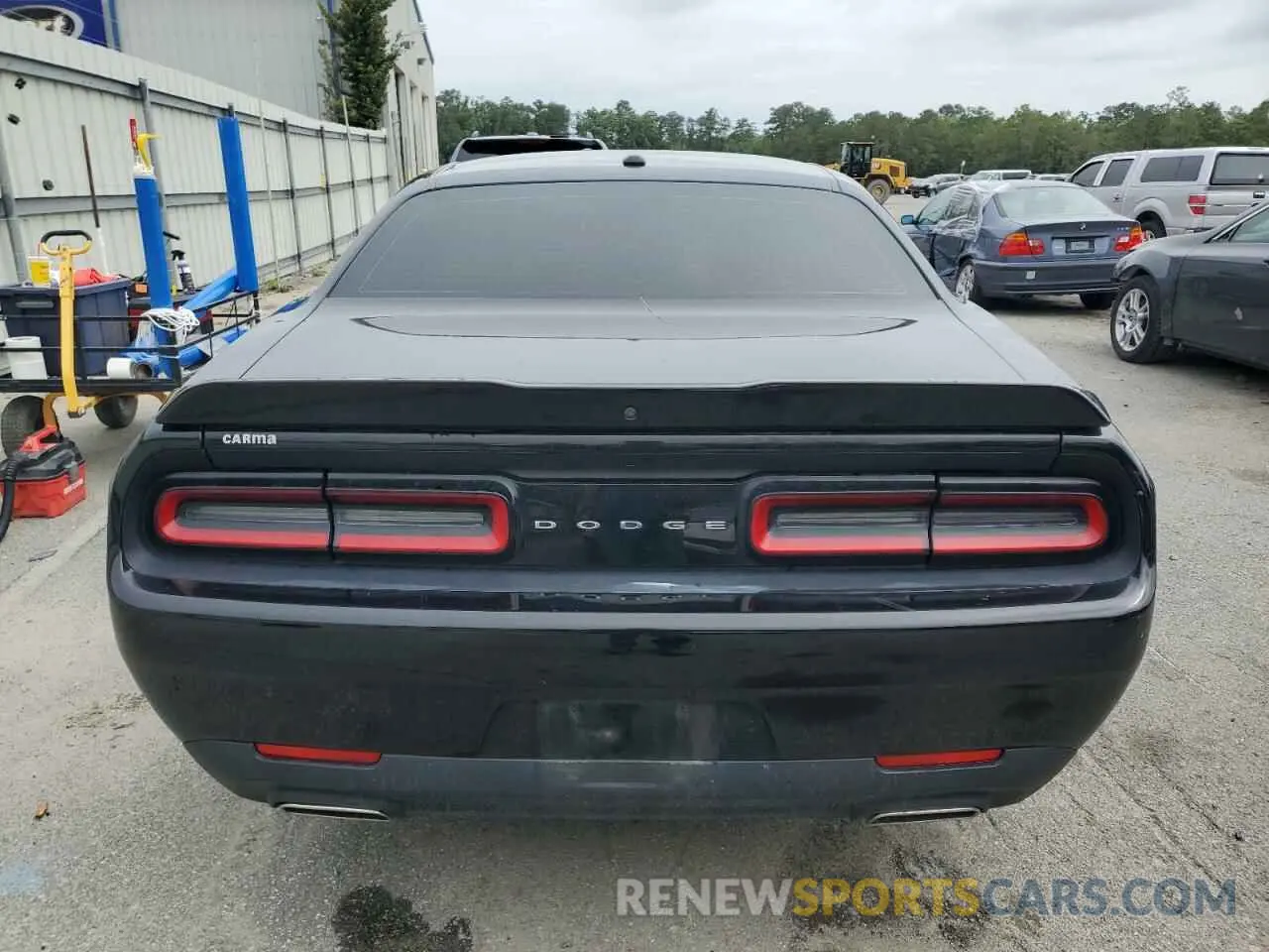 6 Photograph of a damaged car 2C3CDZAG5NH103312 DODGE CHALLENGER 2022