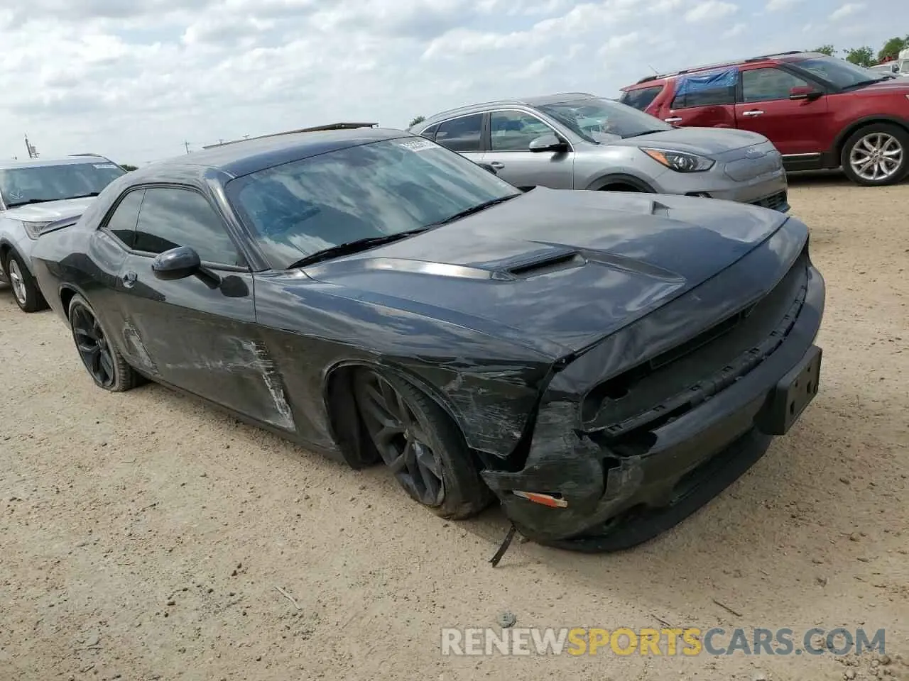 4 Фотография поврежденного автомобиля 2C3CDZAGXNH215037 DODGE CHALLENGER 2022