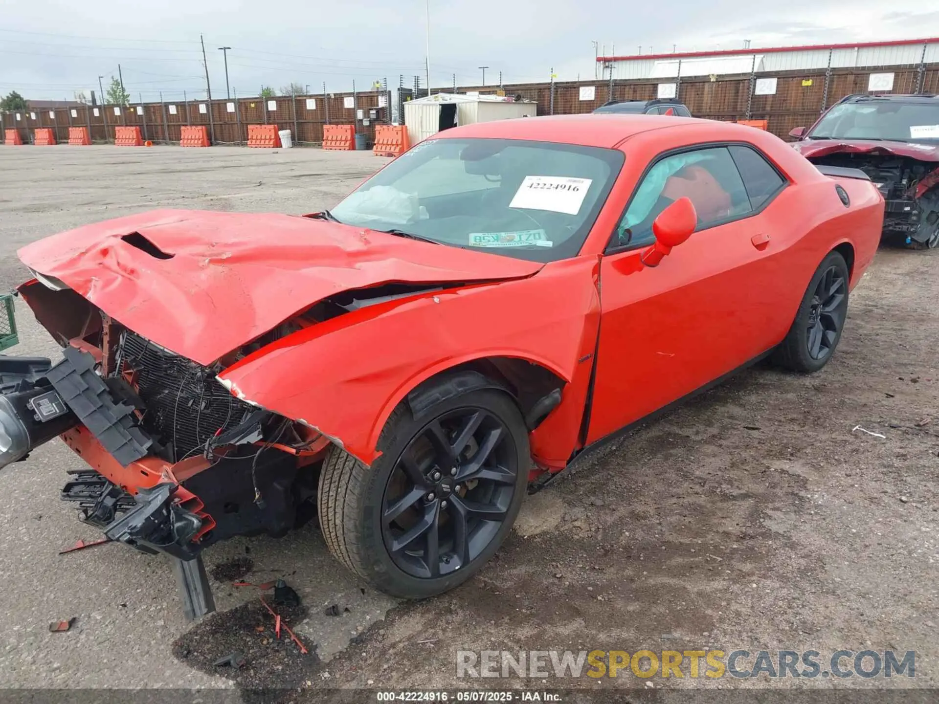 2 Photograph of a damaged car 2C3CDZBT0NH234000 DODGE CHALLENGER 2022