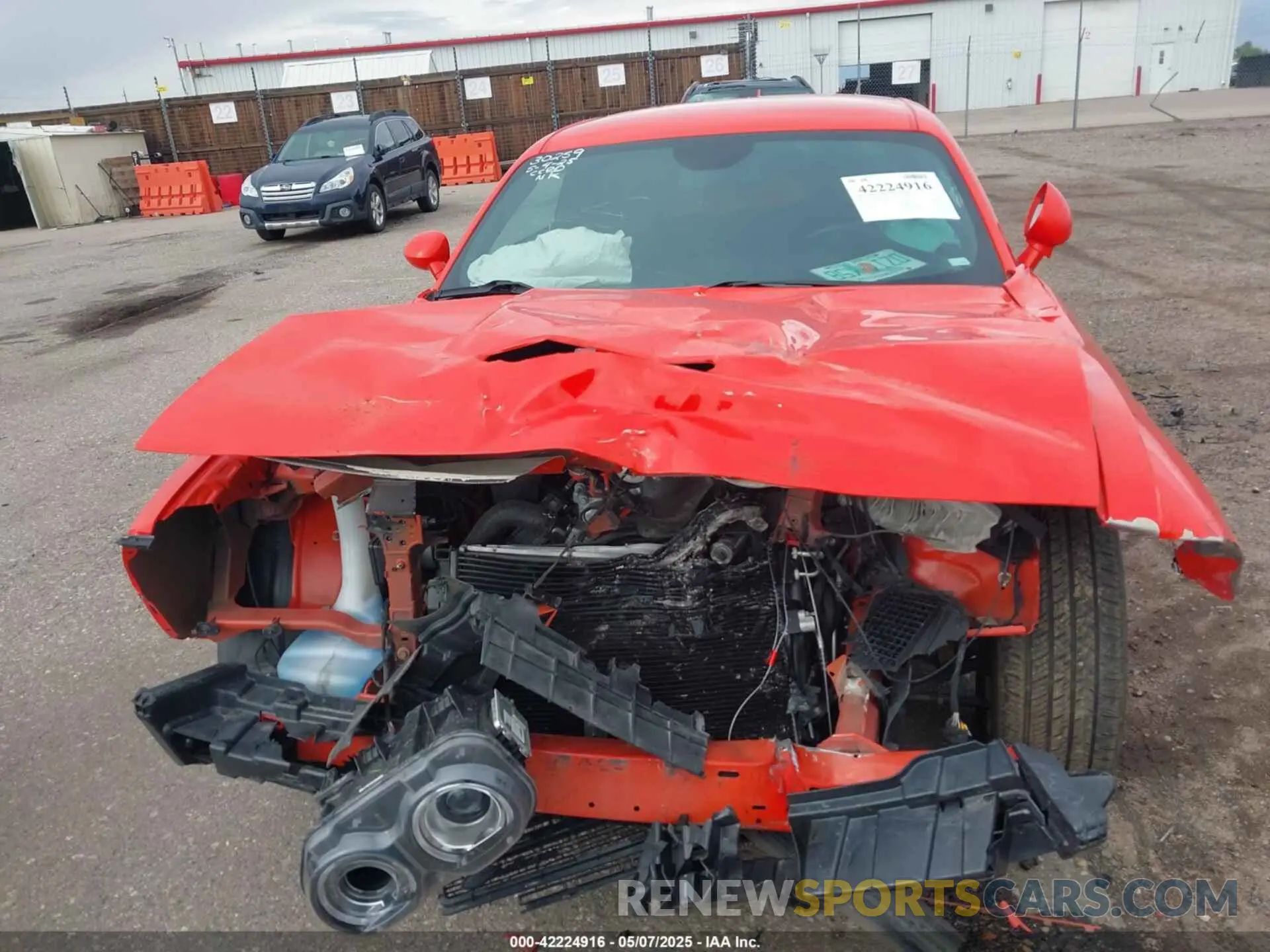 6 Photograph of a damaged car 2C3CDZBT0NH234000 DODGE CHALLENGER 2022
