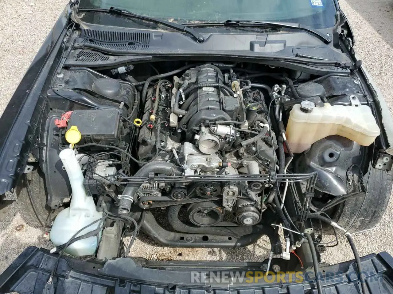 11 Photograph of a damaged car 2C3CDZBT2NH131869 DODGE CHALLENGER 2022