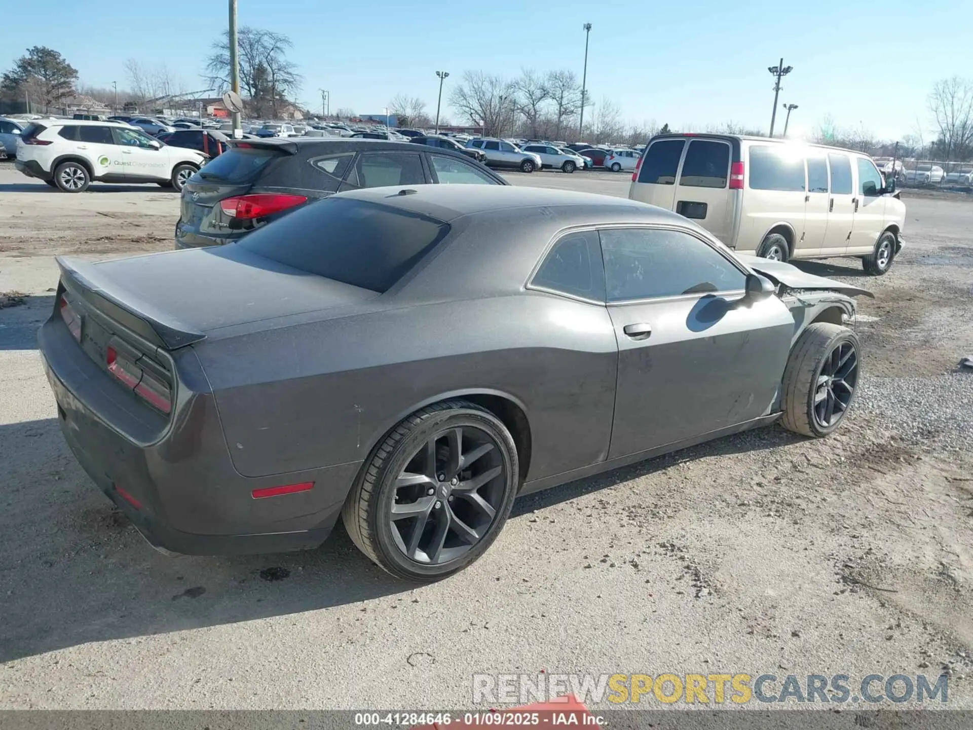 4 Фотография поврежденного автомобиля 2C3CDZBT3NH171944 DODGE CHALLENGER 2022