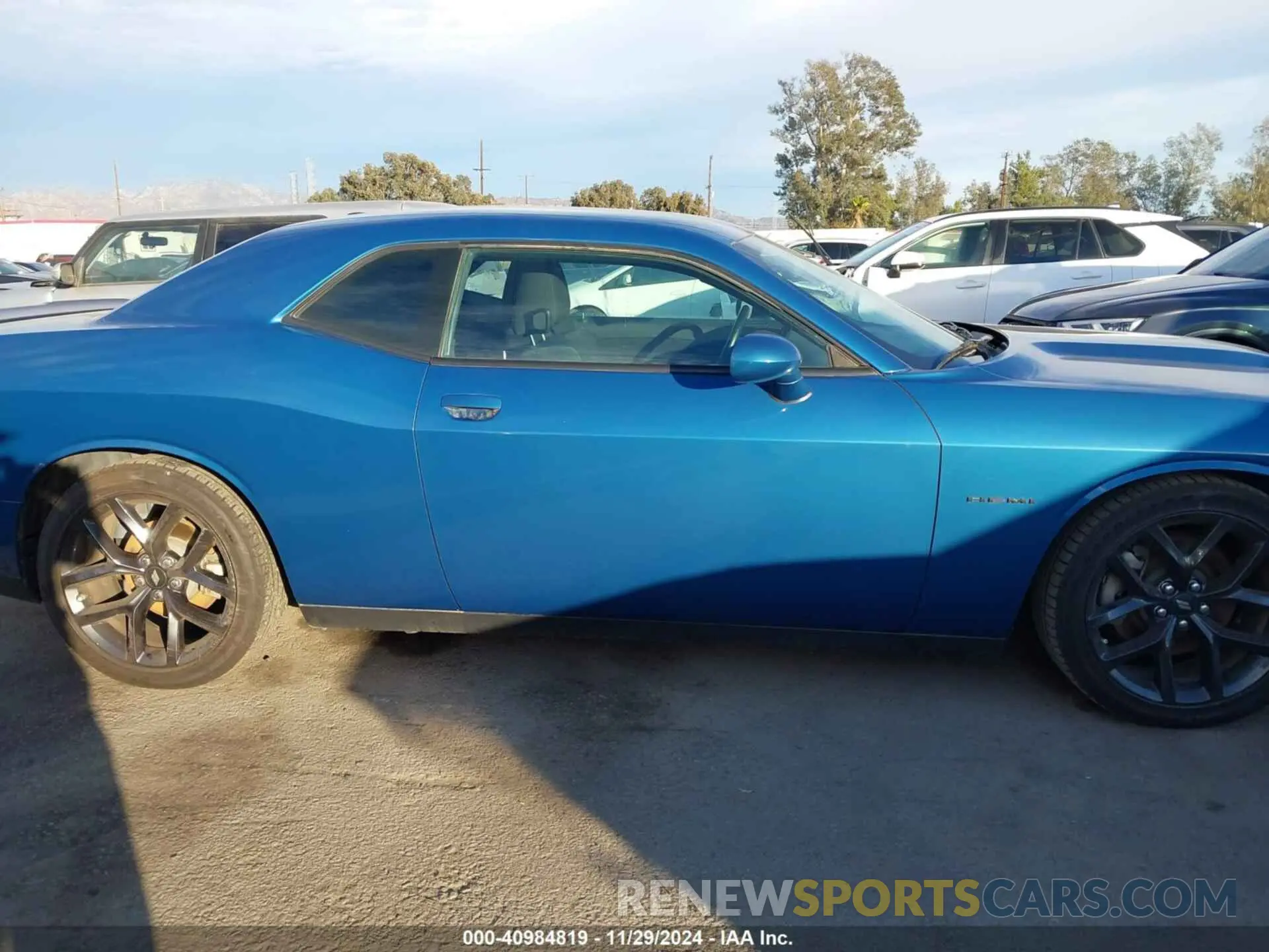 13 Фотография поврежденного автомобиля 2C3CDZBT3NH188162 DODGE CHALLENGER 2022