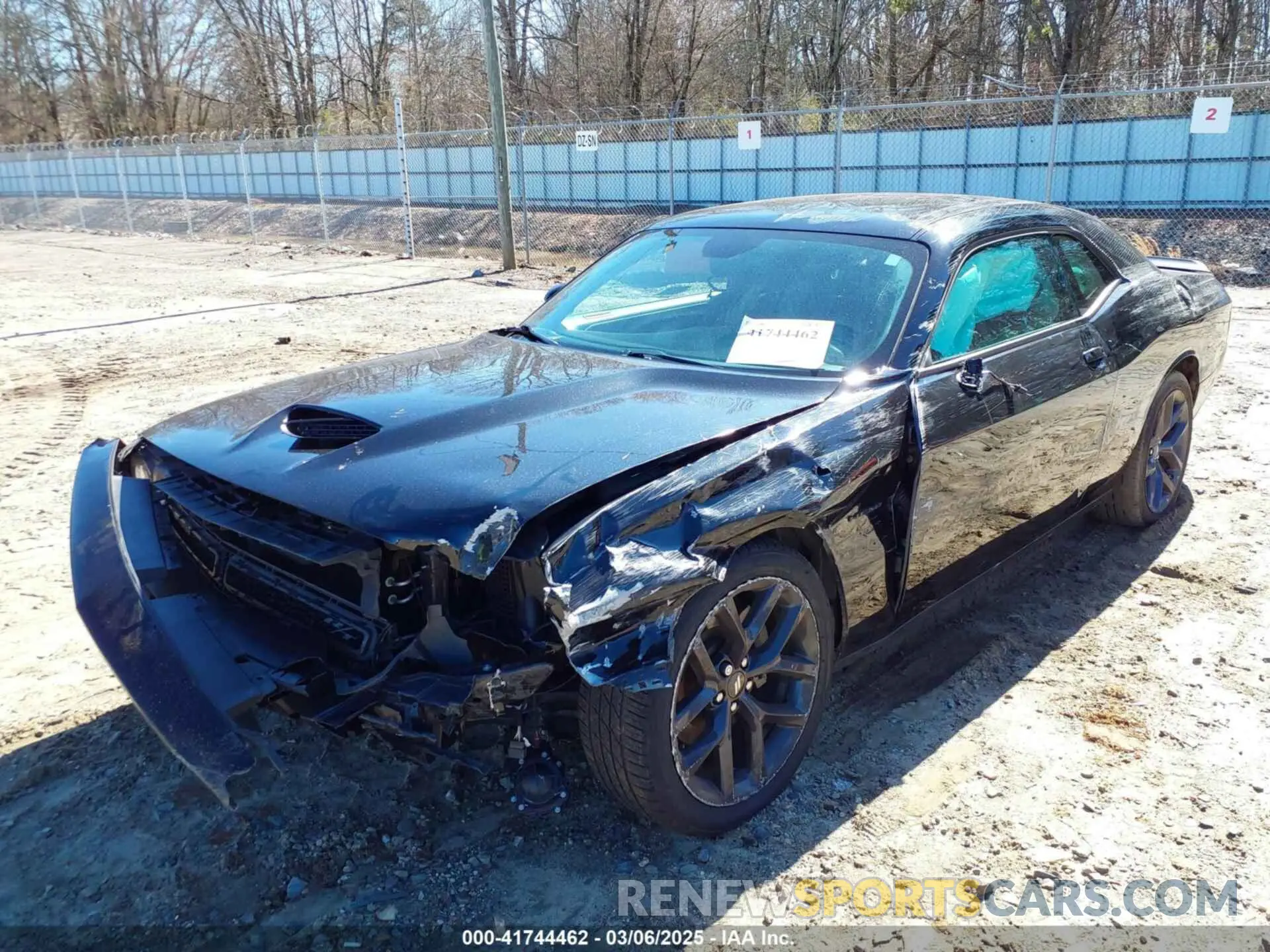 6 Photograph of a damaged car 2C3CDZBT7NH233992 DODGE CHALLENGER 2022