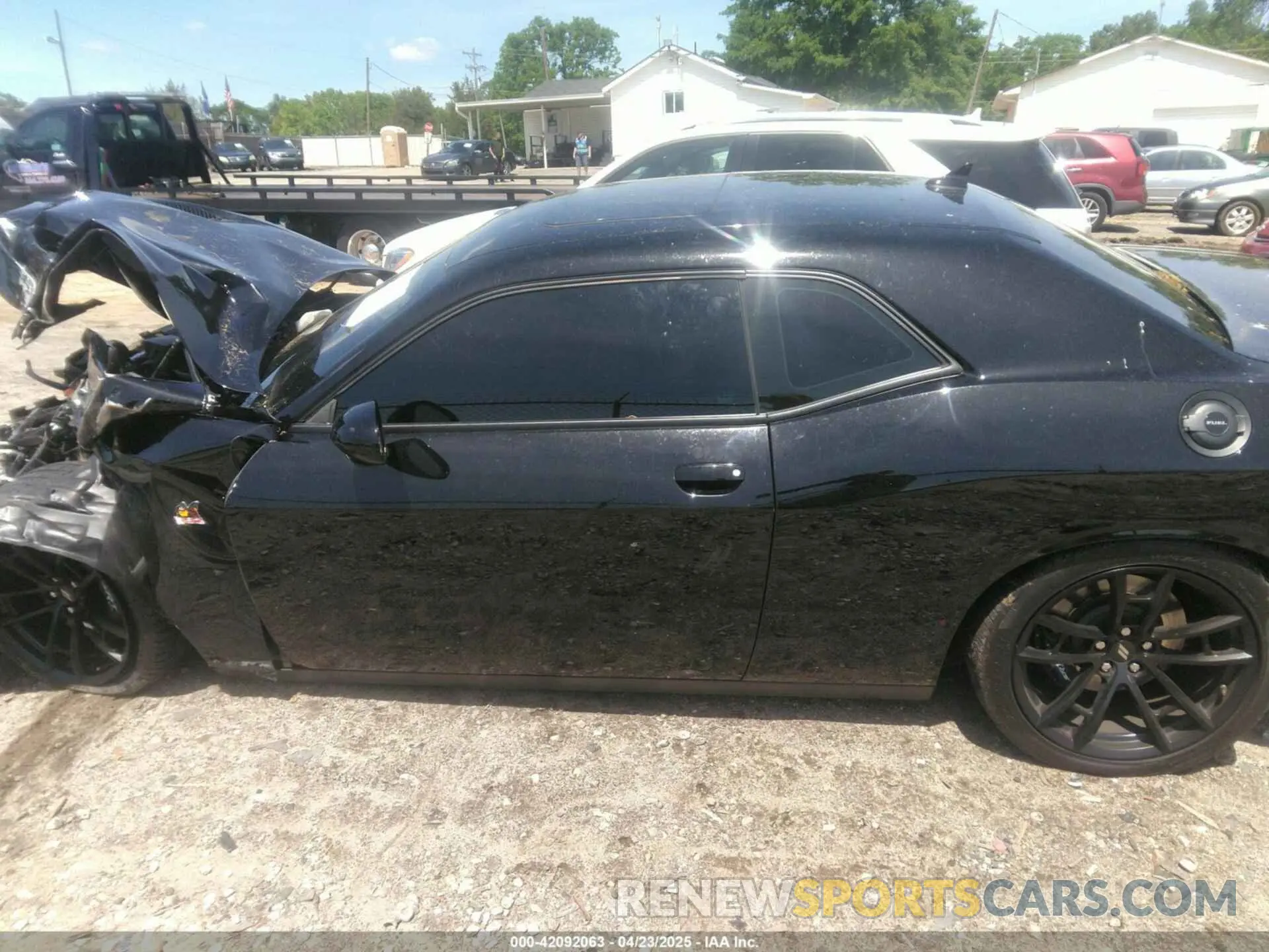 14 Photograph of a damaged car 2C3CDZFJ1NH113100 DODGE CHALLENGER 2022