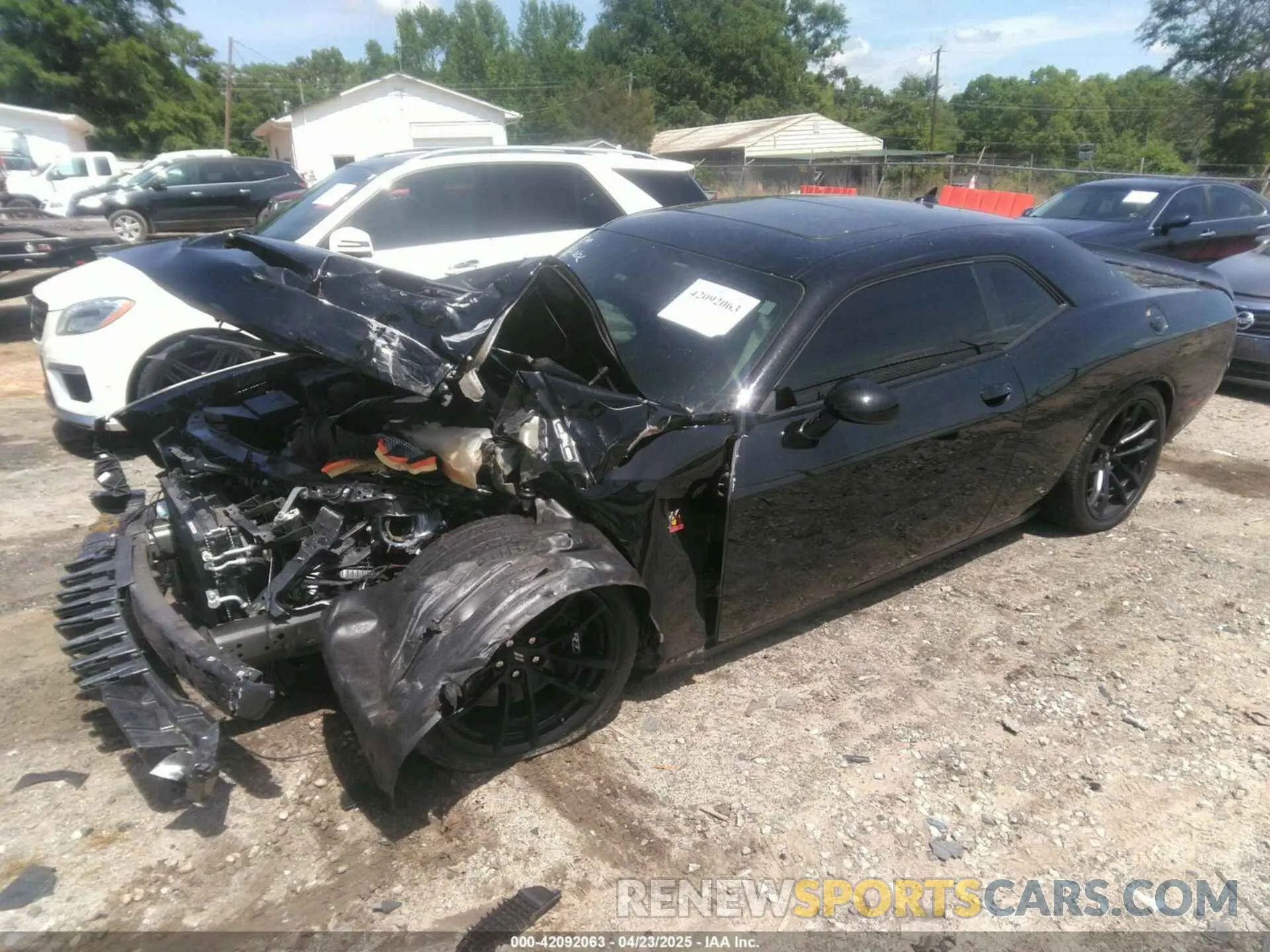 2 Photograph of a damaged car 2C3CDZFJ1NH113100 DODGE CHALLENGER 2022