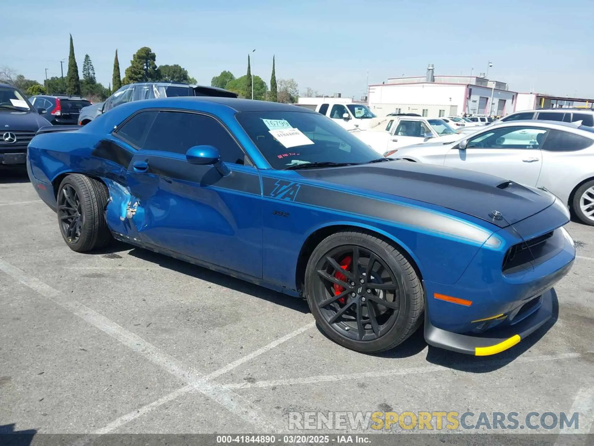 1 Photograph of a damaged car 2C3CDZFJ4NH131297 DODGE CHALLENGER 2022