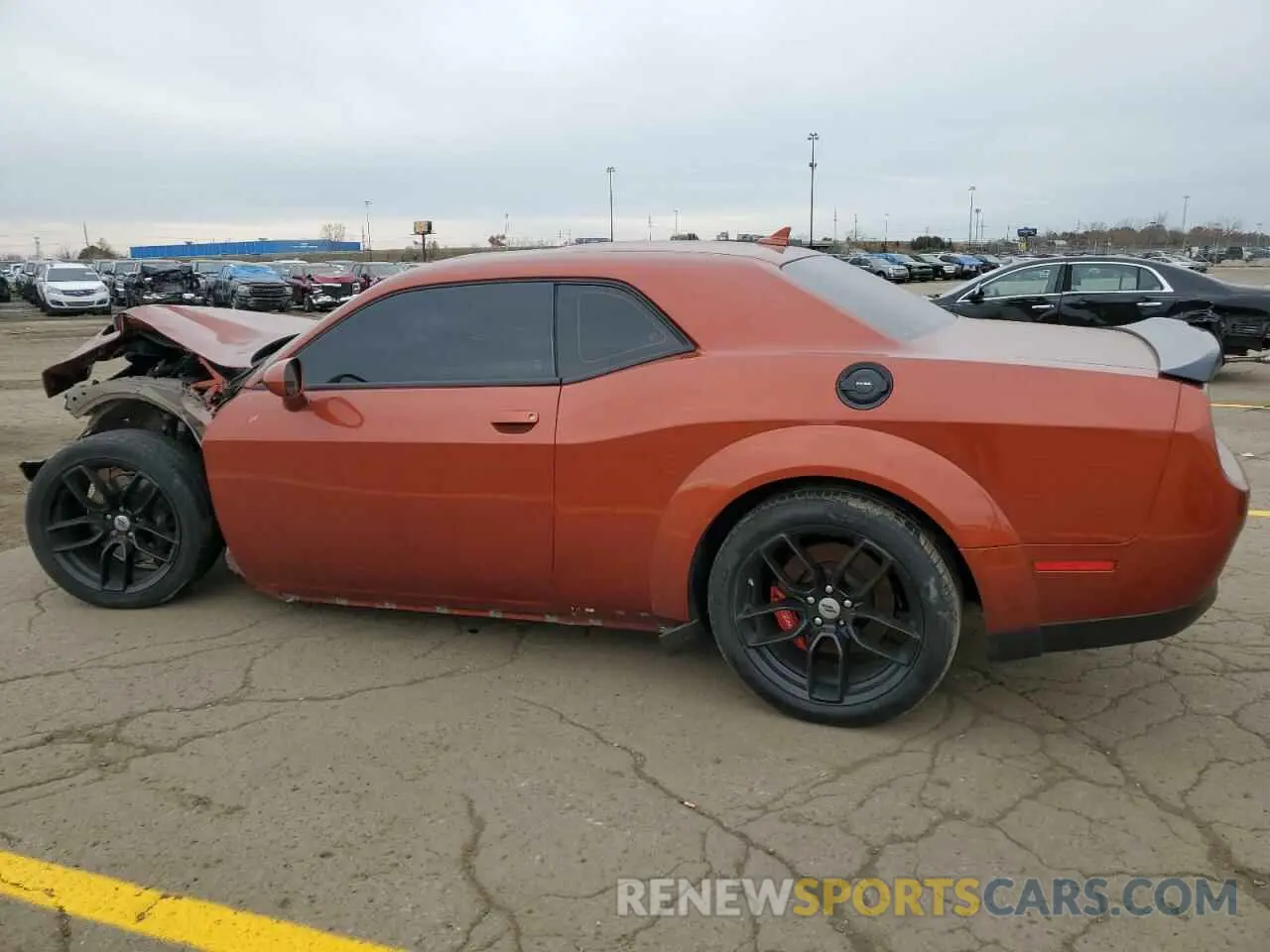 2 Photograph of a damaged car 2C3CDZFJ5NH117859 DODGE CHALLENGER 2022