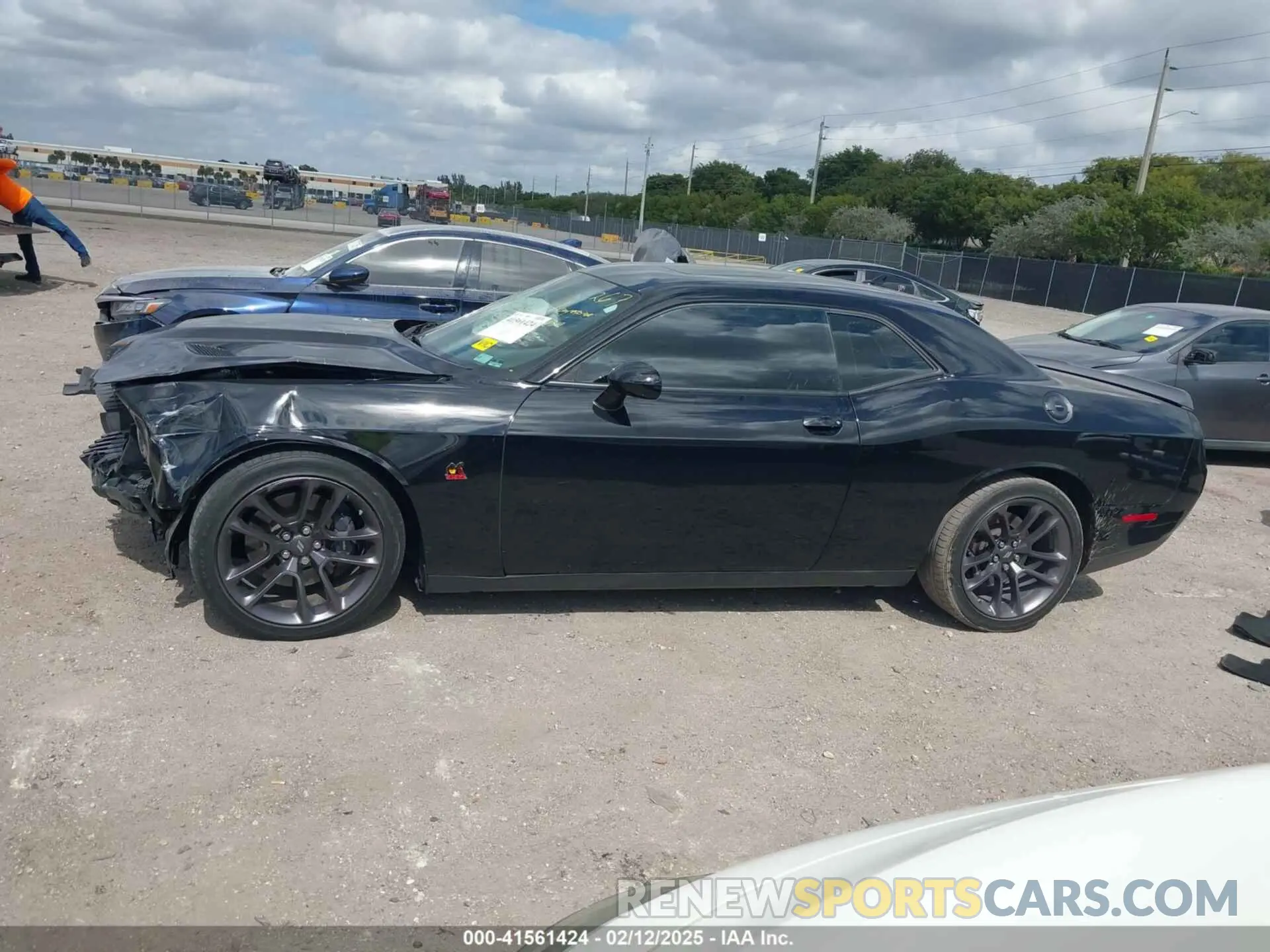 15 Photograph of a damaged car 2C3CDZFJ7NH151317 DODGE CHALLENGER 2022