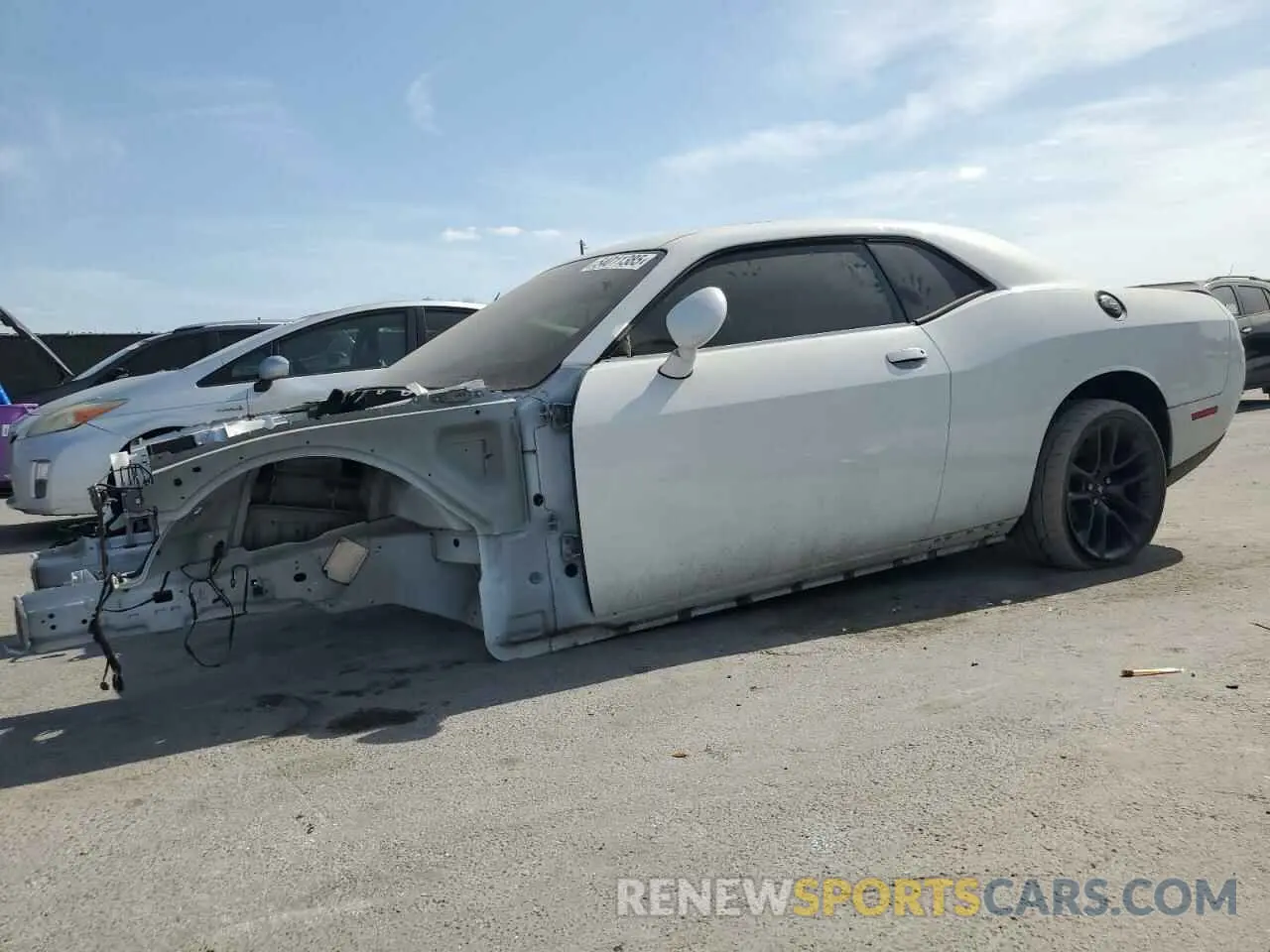 1 Photograph of a damaged car 2C3CDZFJ8NH156459 DODGE CHALLENGER 2022