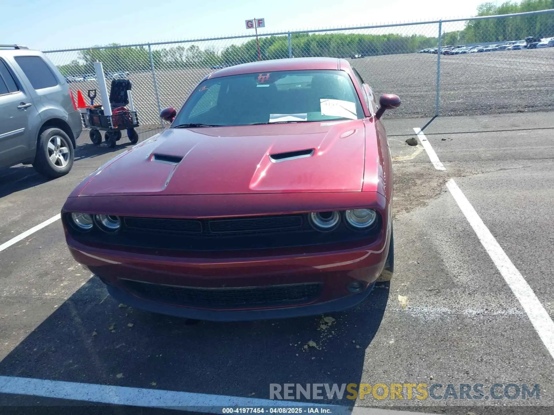 11 Photograph of a damaged car 2C3CDZGGXNH109629 DODGE CHALLENGER 2022