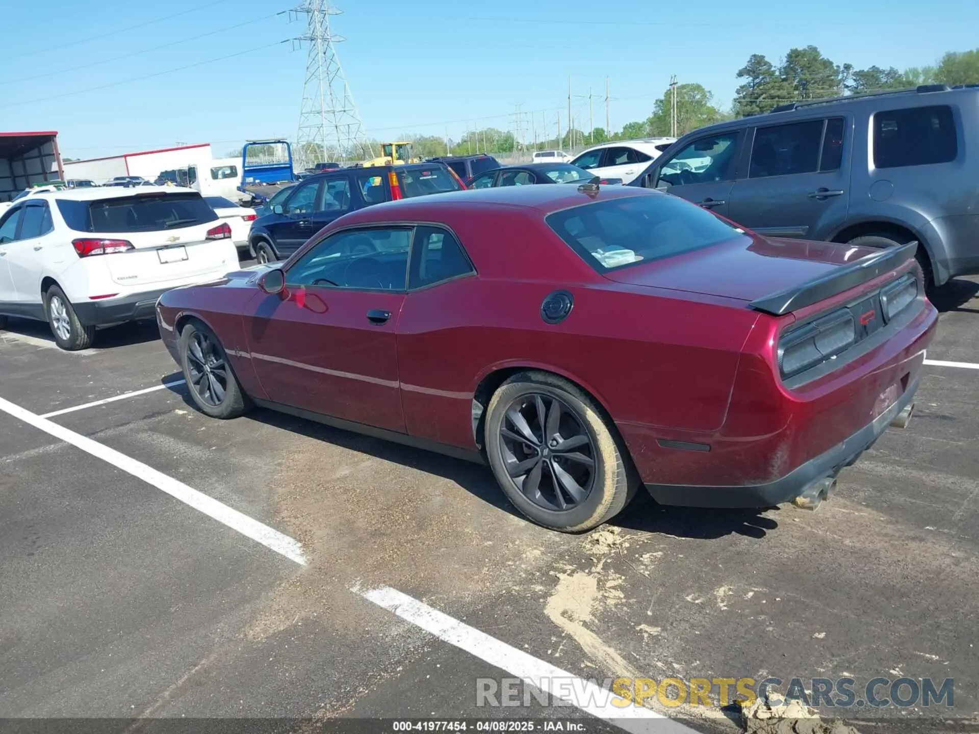 3 Photograph of a damaged car 2C3CDZGGXNH109629 DODGE CHALLENGER 2022