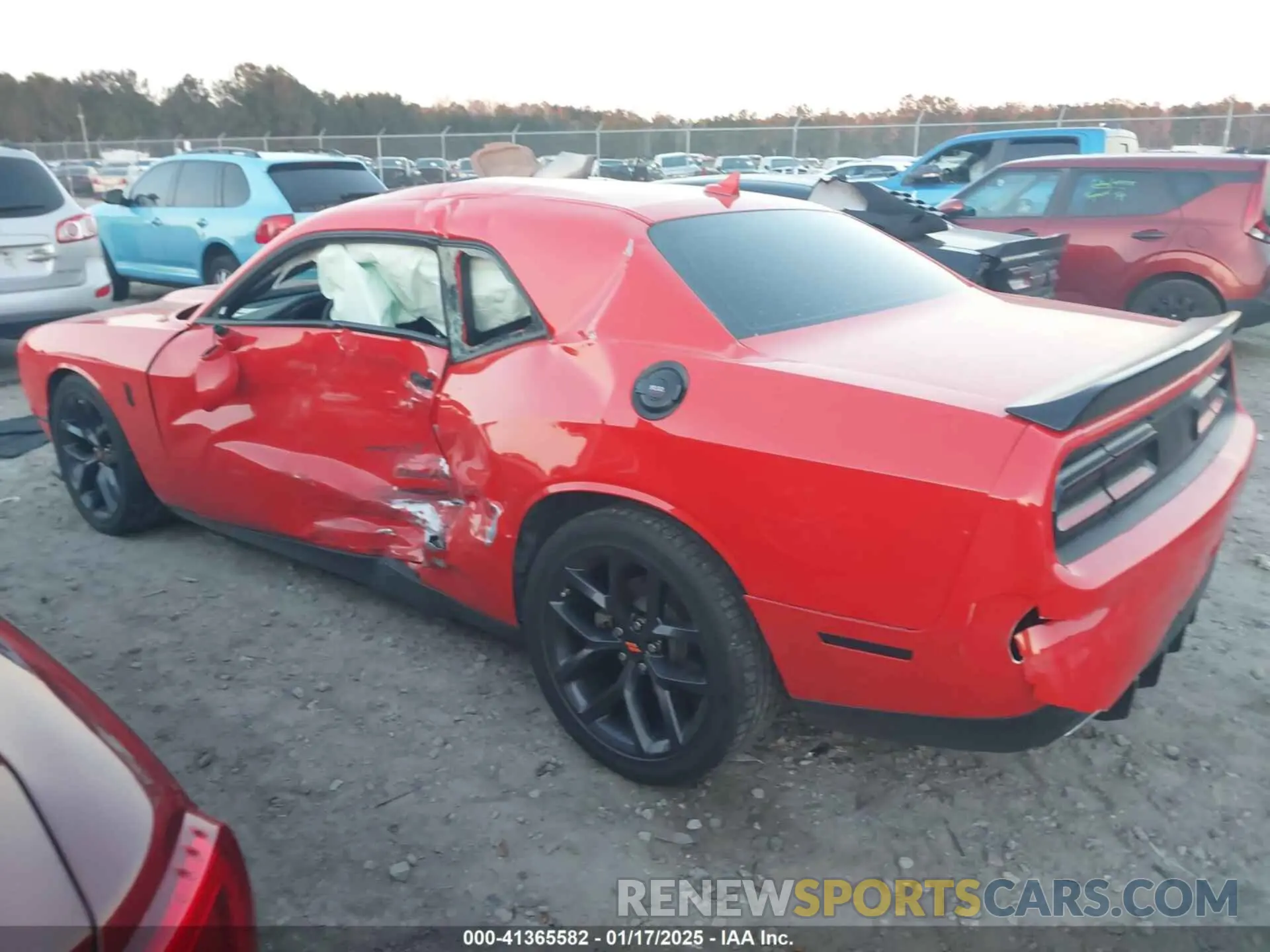 14 Photograph of a damaged car 2C3CDZJG0NH109437 DODGE CHALLENGER 2022