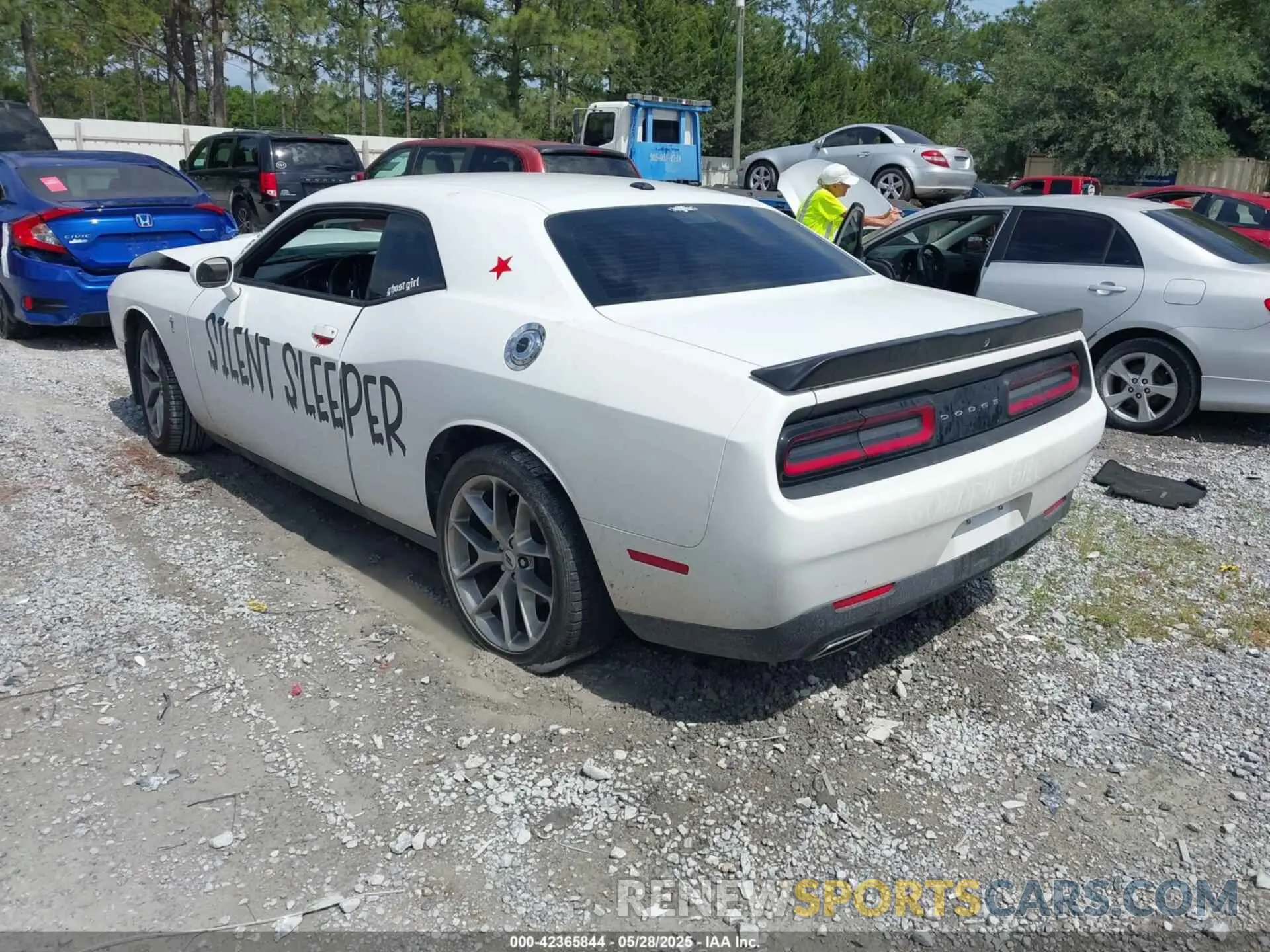 3 Photograph of a damaged car 2C3CDZJG0NH237466 DODGE CHALLENGER 2022