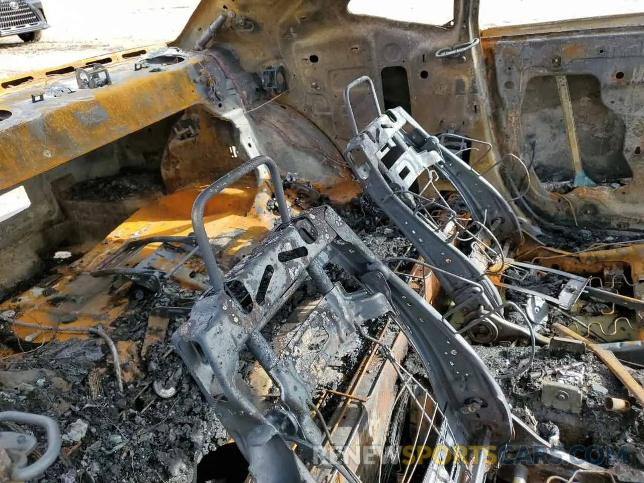 10 Photograph of a damaged car 2C3CDZJG1NH227187 DODGE CHALLENGER 2022