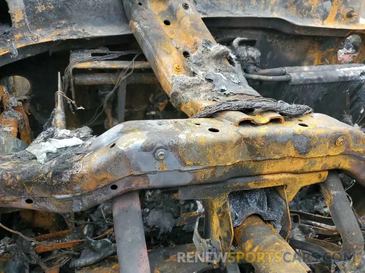 9 Photograph of a damaged car 2C3CDZJG1NH227187 DODGE CHALLENGER 2022