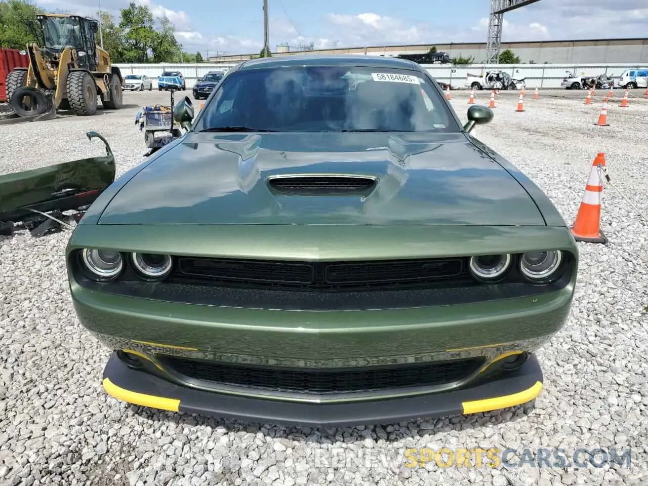5 Photograph of a damaged car 2C3CDZJG3NH105768 DODGE CHALLENGER 2022