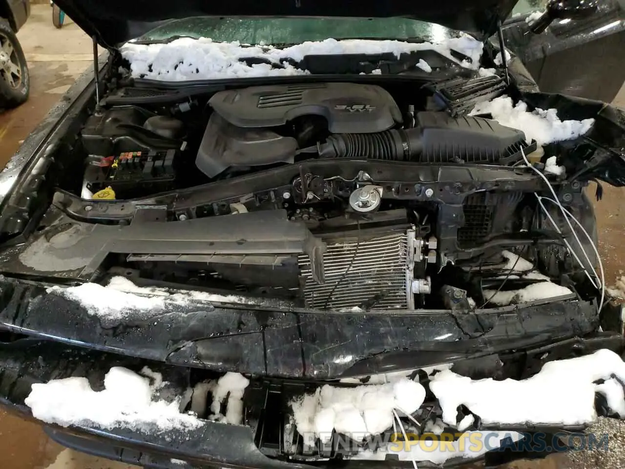 11 Photograph of a damaged car 2C3CDZJG3NH124689 DODGE CHALLENGER 2022